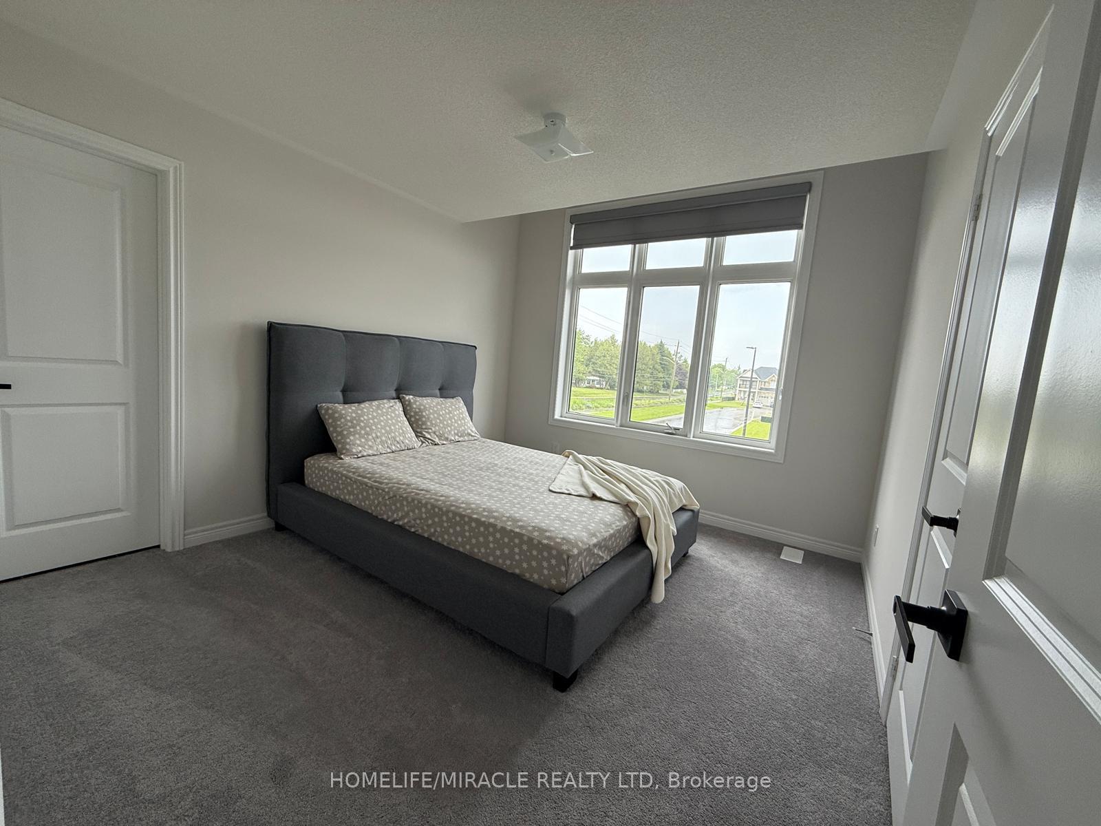 Photo 18 of 20 Ainslie Hill Crescent, Georgina, Sutton & Jackson's Point — HOMEH