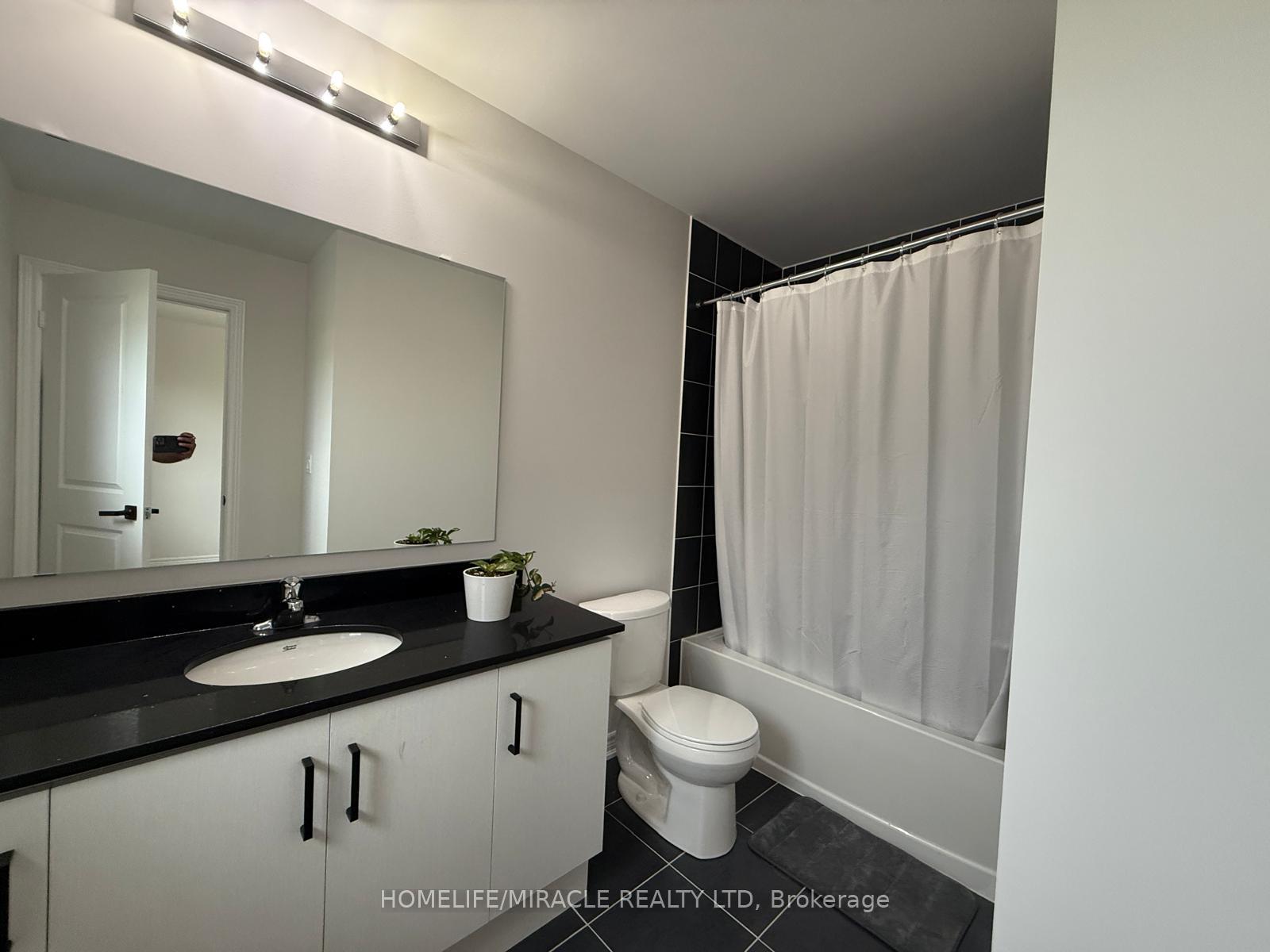 Photo 19 of 20 Ainslie Hill Crescent, Georgina, Sutton & Jackson's Point — HOMEH