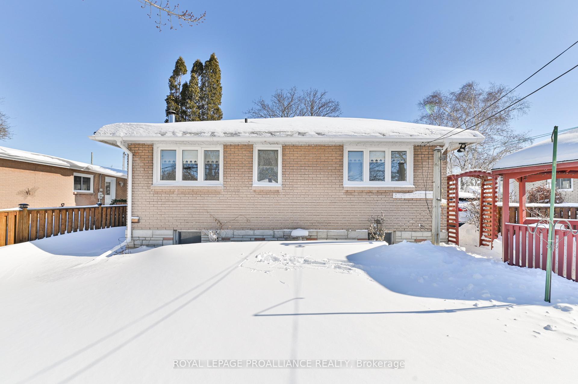Photo 29 of 67 Elizabeth Crescent, Belleville, Belleville Ward — HOMEH