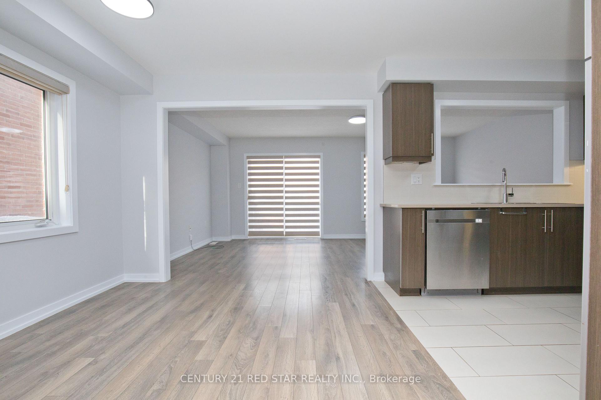 Photo 12 of 18 Golden Springs Drive, Brampton, Northwest Brampton — HOMEH