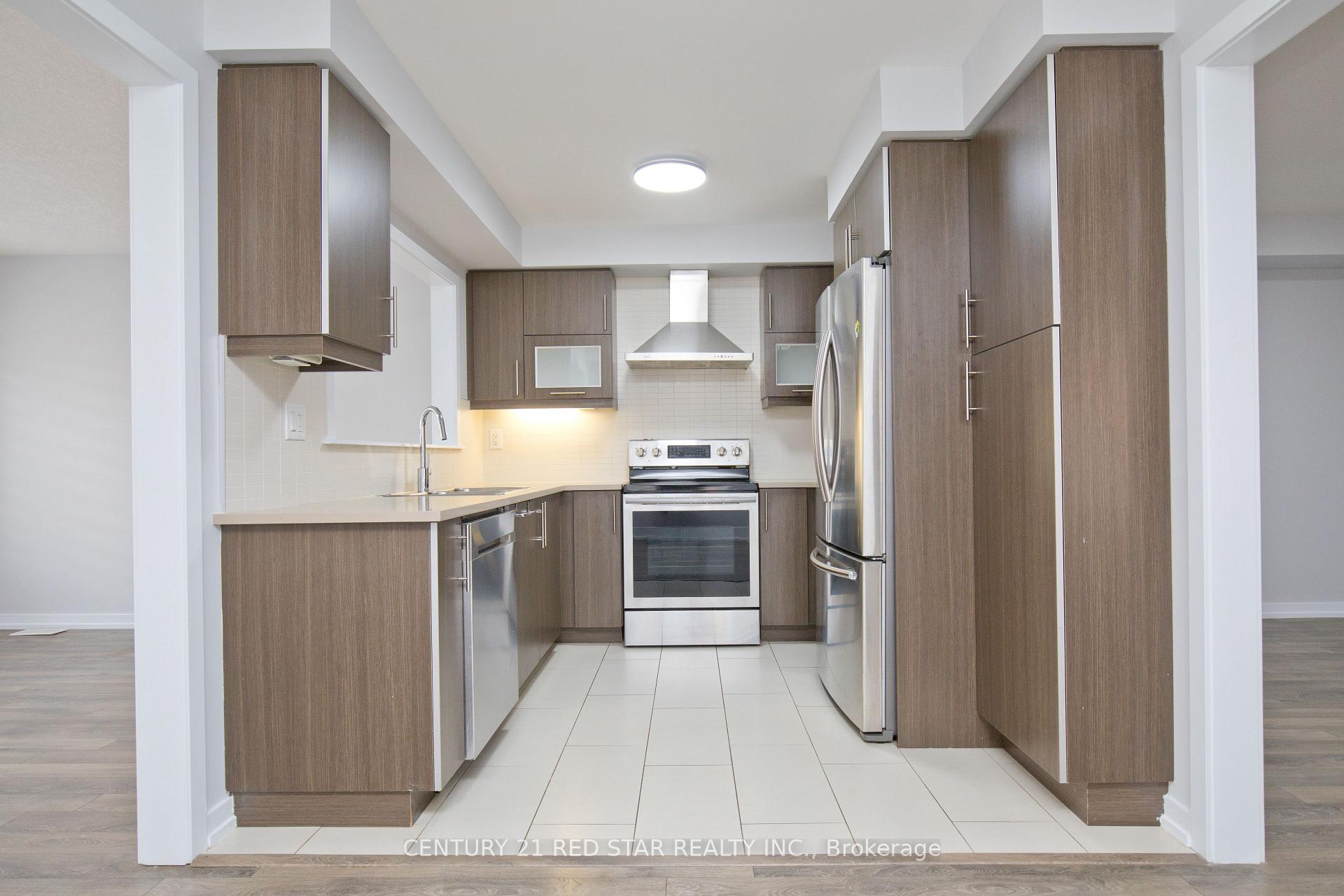Photo 15 of 18 Golden Springs Drive, Brampton, Northwest Brampton — HOMEH