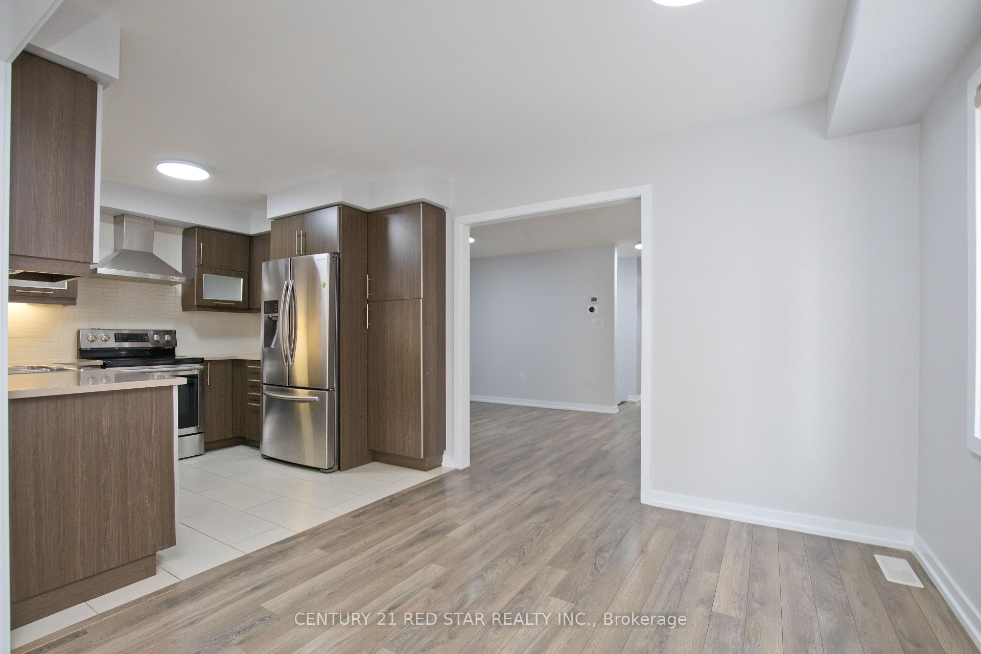 Photo 16 of 18 Golden Springs Drive, Brampton, Northwest Brampton — HOMEH