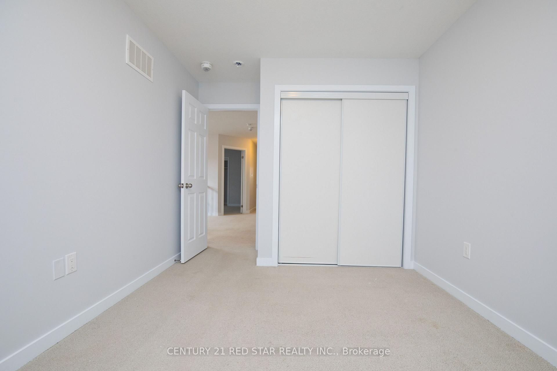 Photo 35 of 18 Golden Springs Drive, Brampton, Northwest Brampton — HOMEH