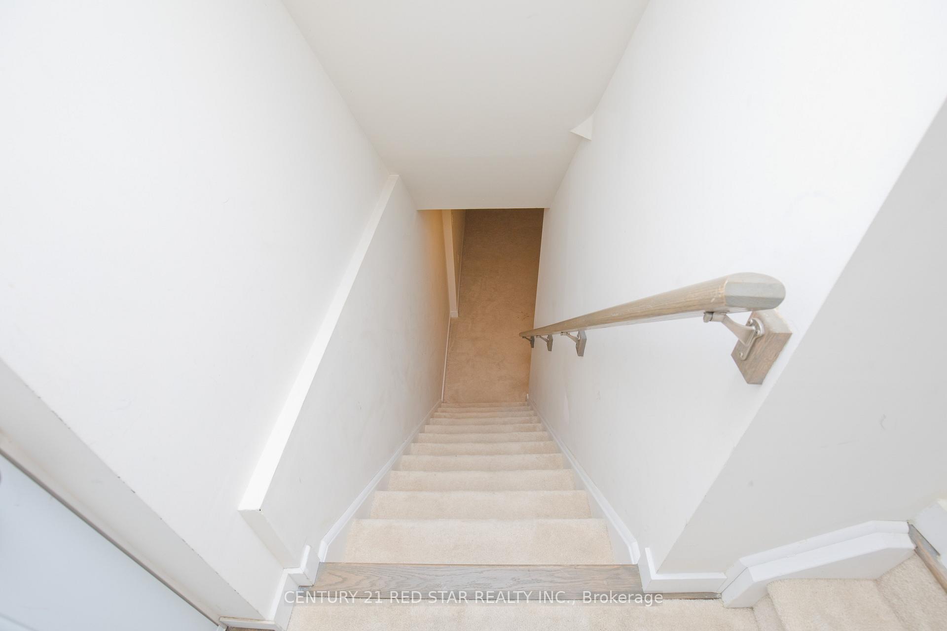 Photo 42 of 18 Golden Springs Drive, Brampton, Northwest Brampton — HOMEH