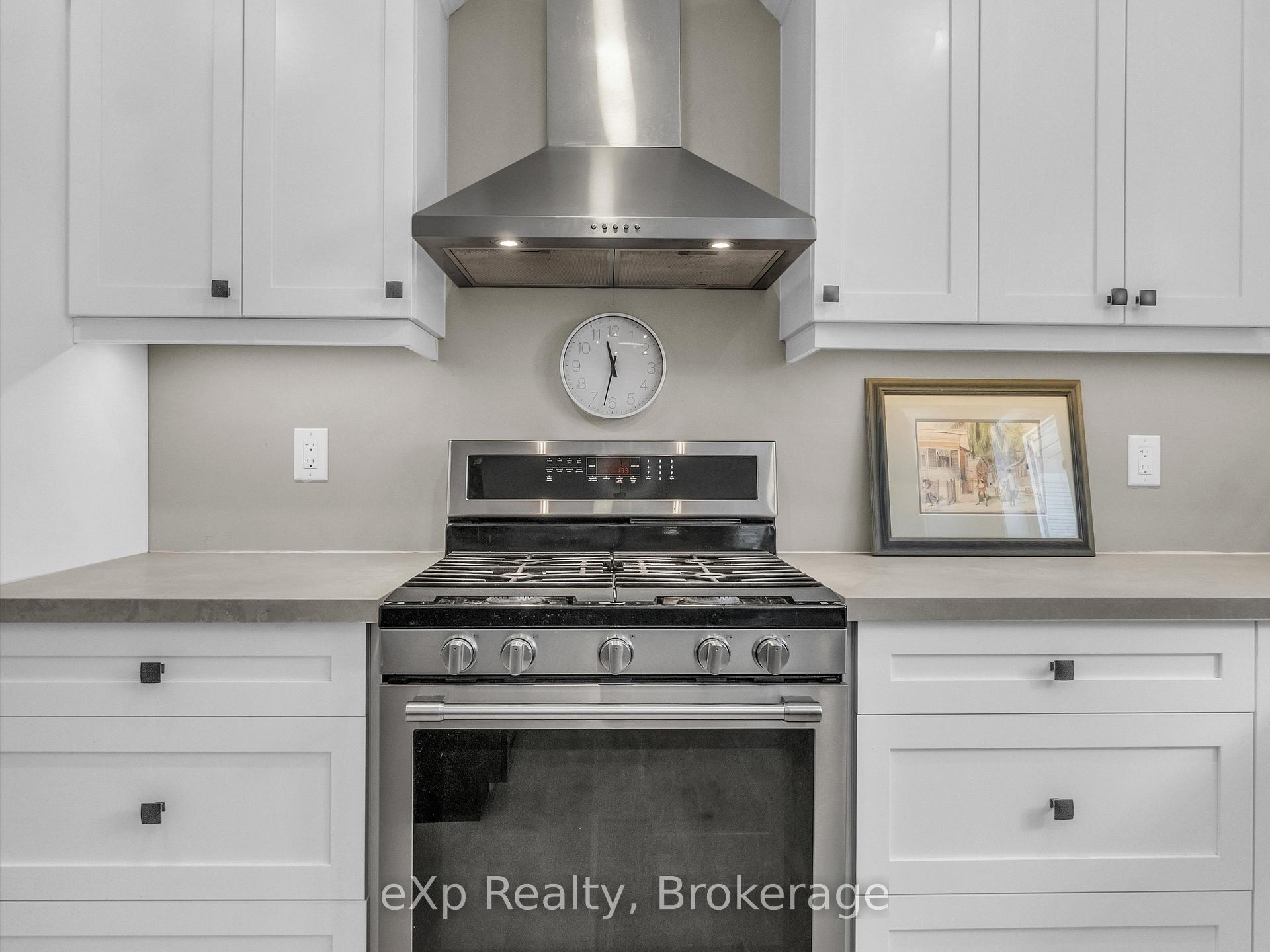 Photo 7 of 184 Maple Heights Drive, Gravenhurst, Muskoka (S) — HOMEH