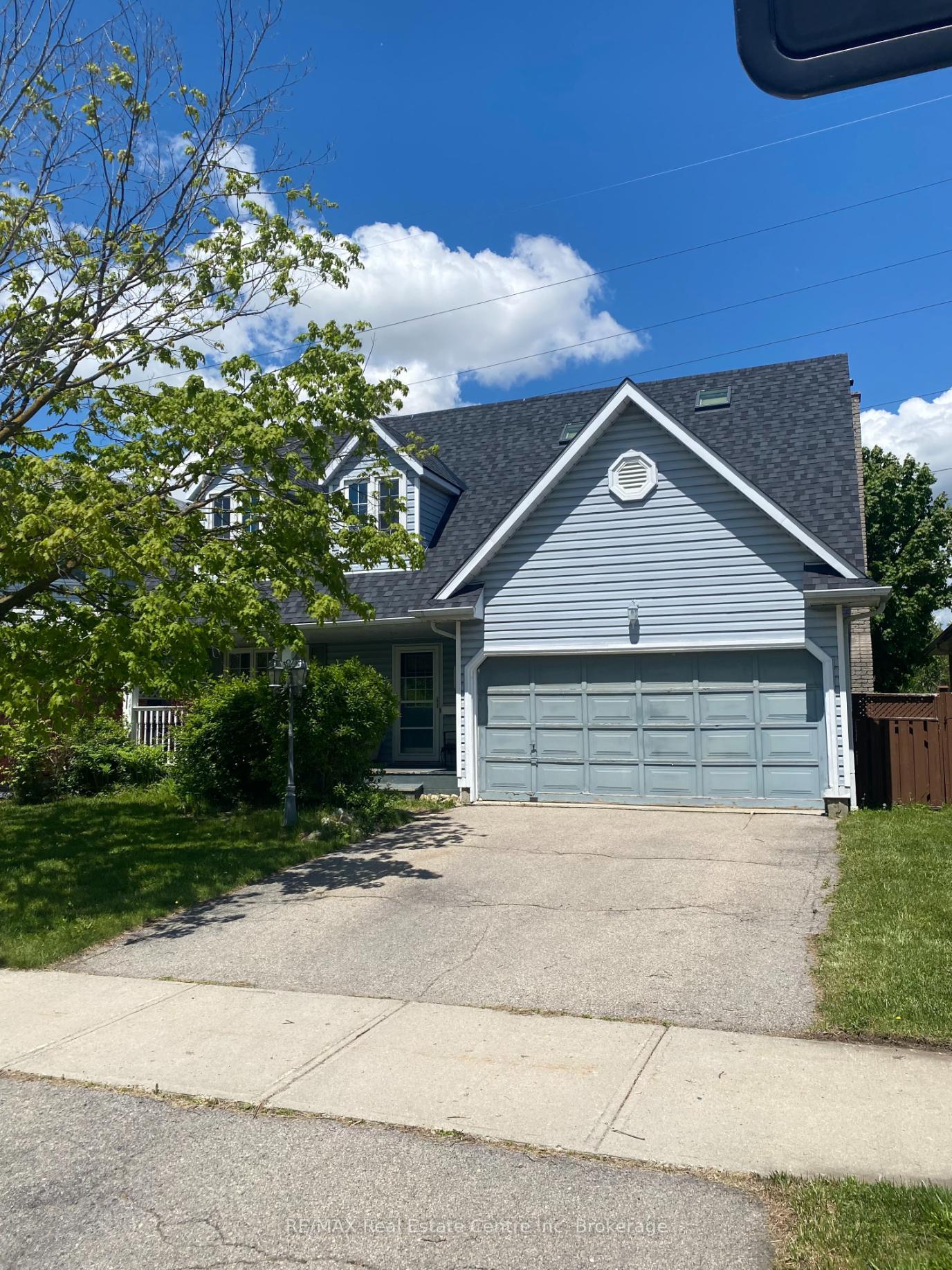 Photo 1 of 39 PACIFIC (Bsmt Only) Place, Guelph, Dovercliffe Park/Old University — HOMEH