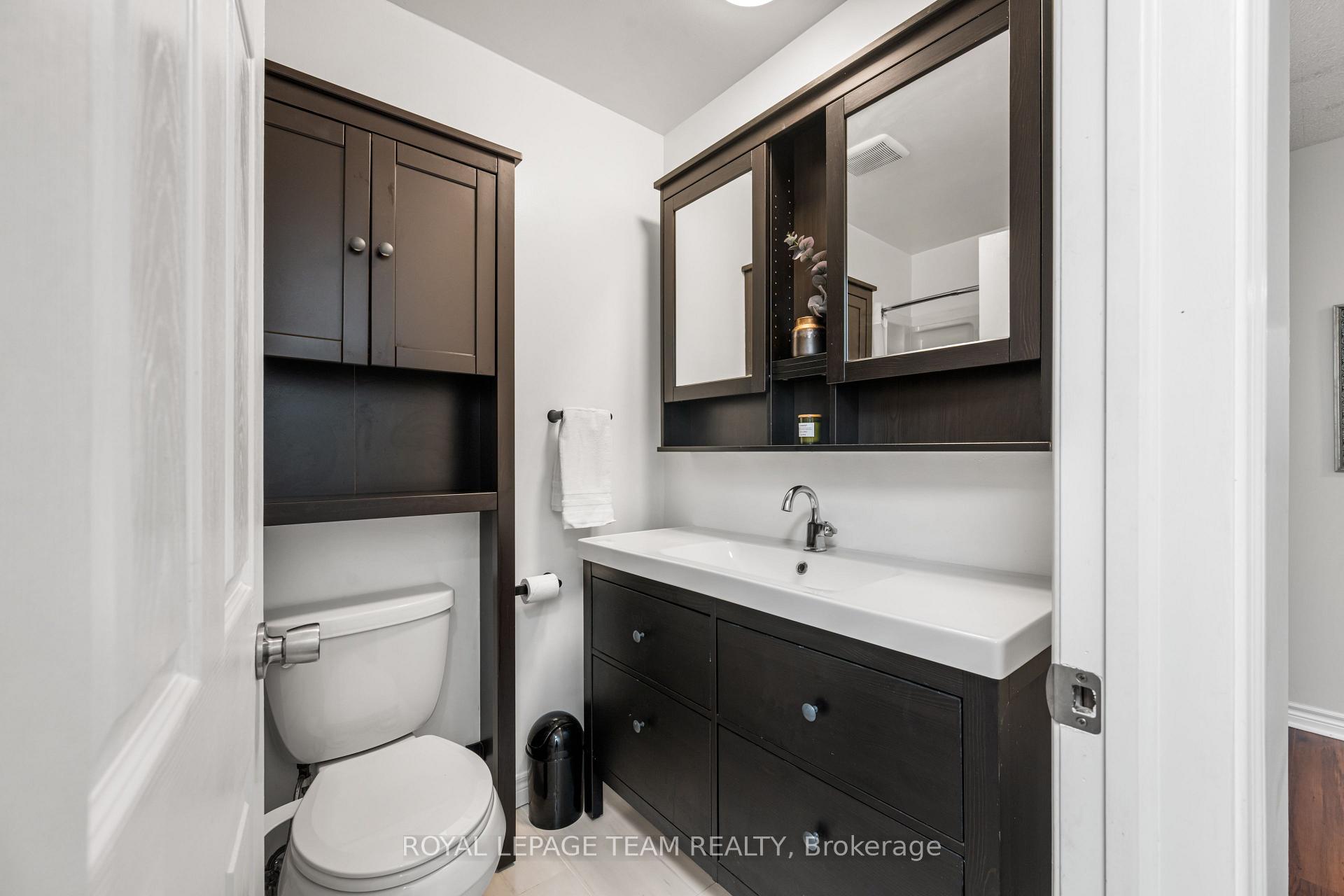 Photo 18 of 6521 Jack Pine Crescent, Ottawa, Greely — HOMEH