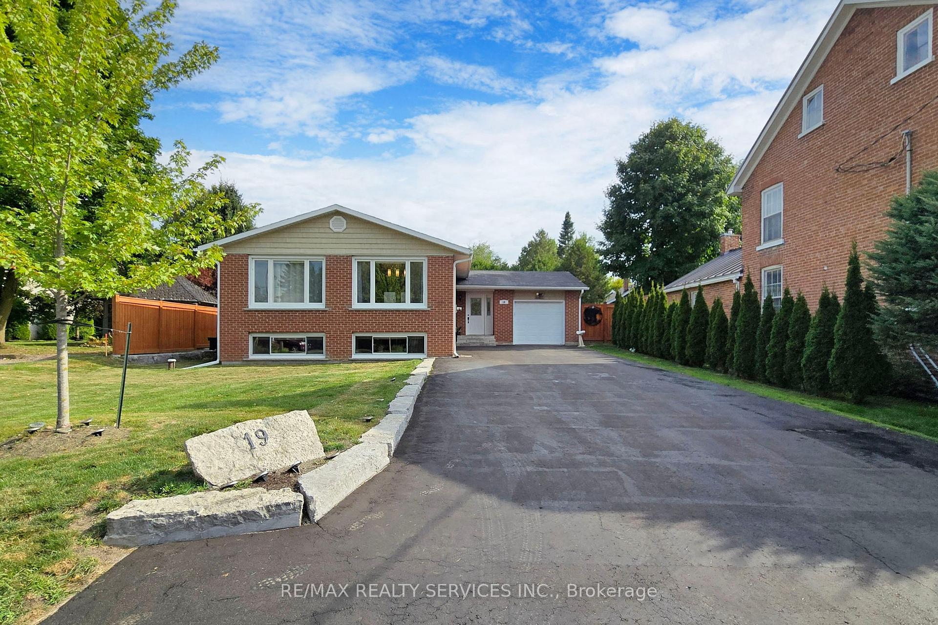 Photo 1 of 19 Trafalgar Road, Erin, Rural Erin — HOMEH