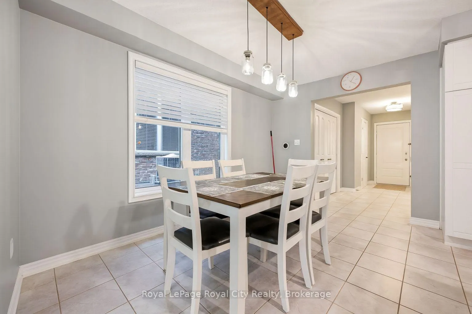 Photo 3 of 82 Couling Crescent, Guelph, Grange Road — HOMEH
