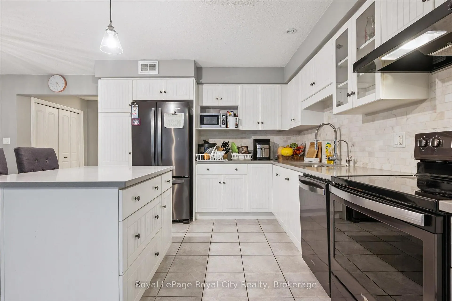 Photo 6 of 82 Couling Crescent, Guelph, Grange Road — HOMEH