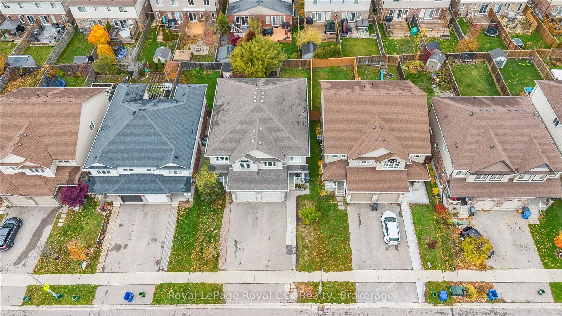 Photo 24 of 82 Couling Crescent, Guelph, Grange Road — HOMEH