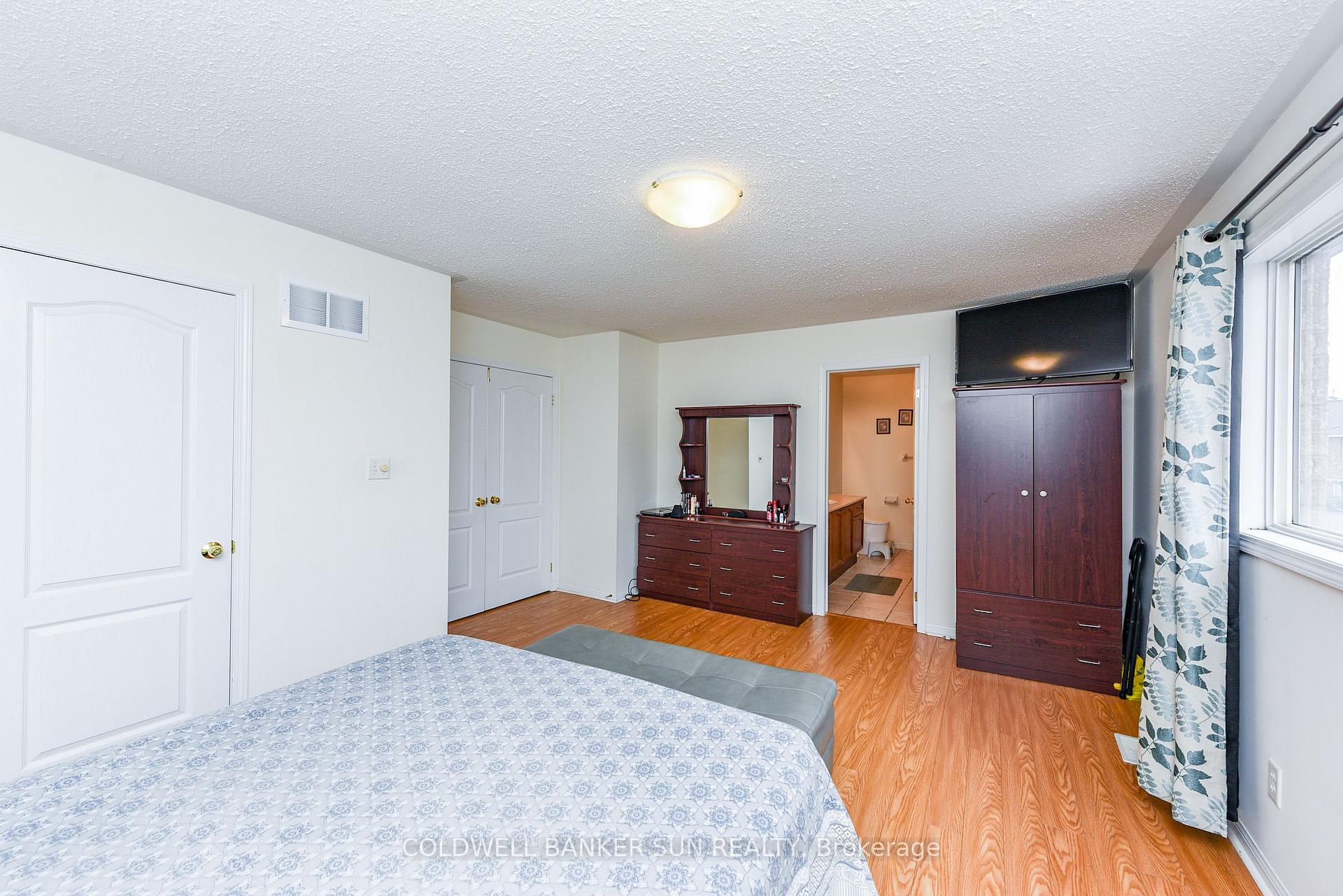 Photo 31 of 34 Benmore Crescent, Brampton, Vales of Castlemore — HOMEH