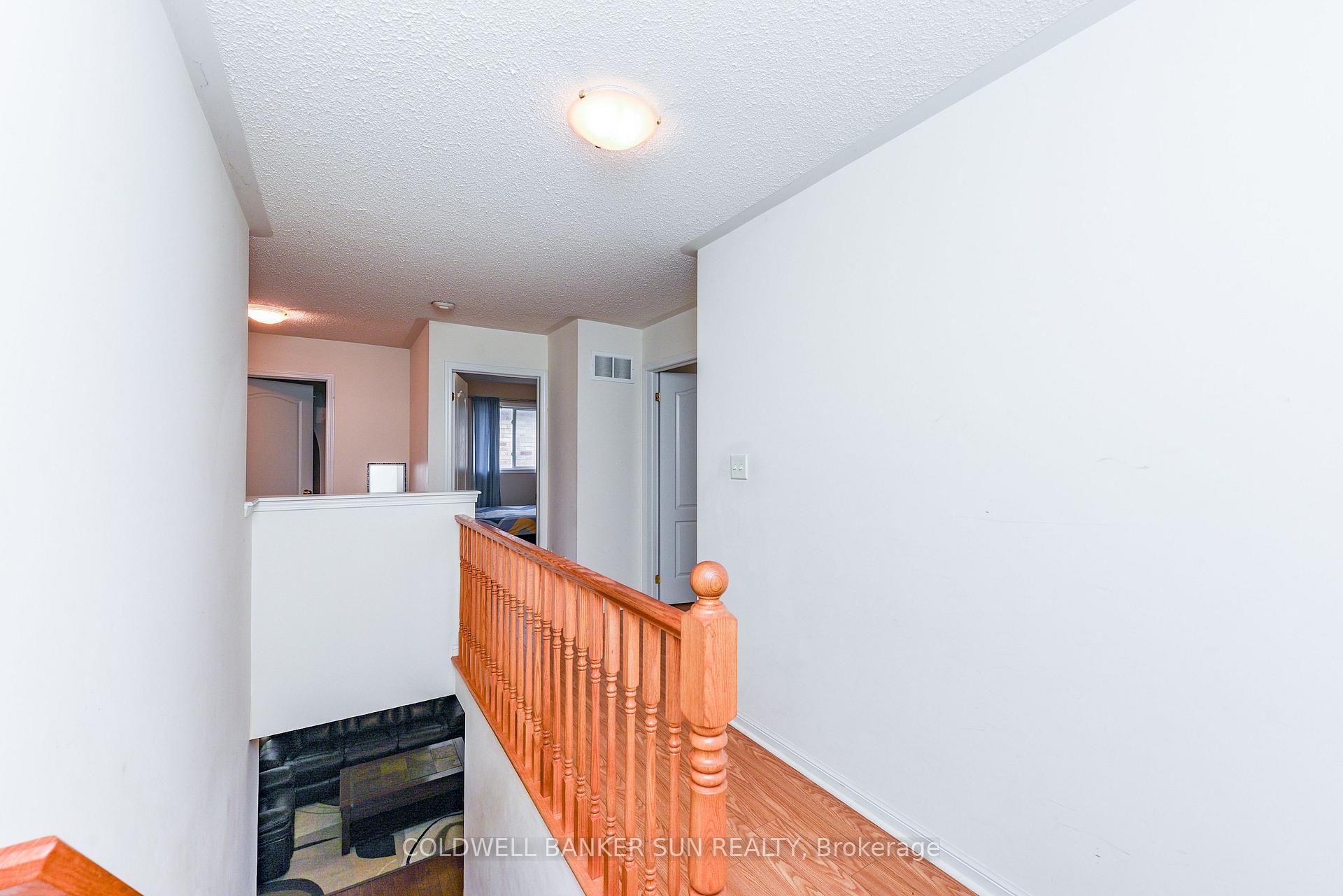 Photo 34 of 34 Benmore Crescent, Brampton, Vales of Castlemore — HOMEH