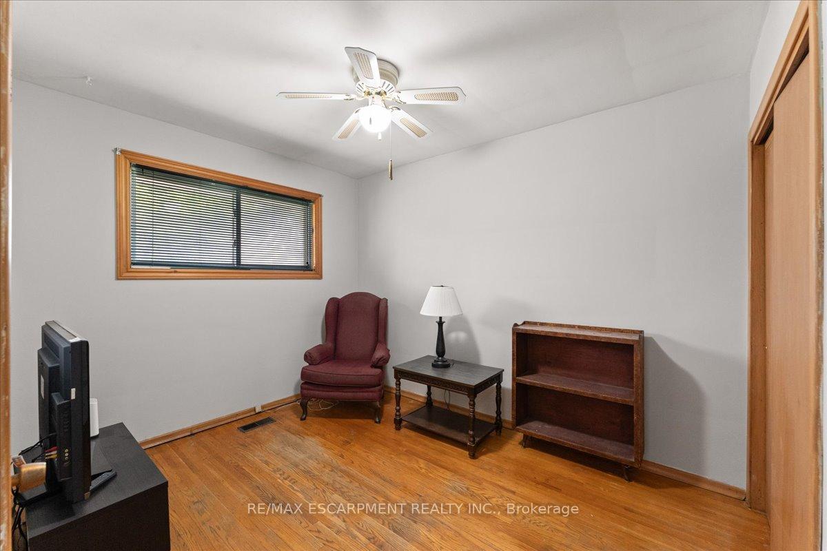 Photo 19 of 507 Upper Paradise Road, Hamilton, Gilbert — HOMEH