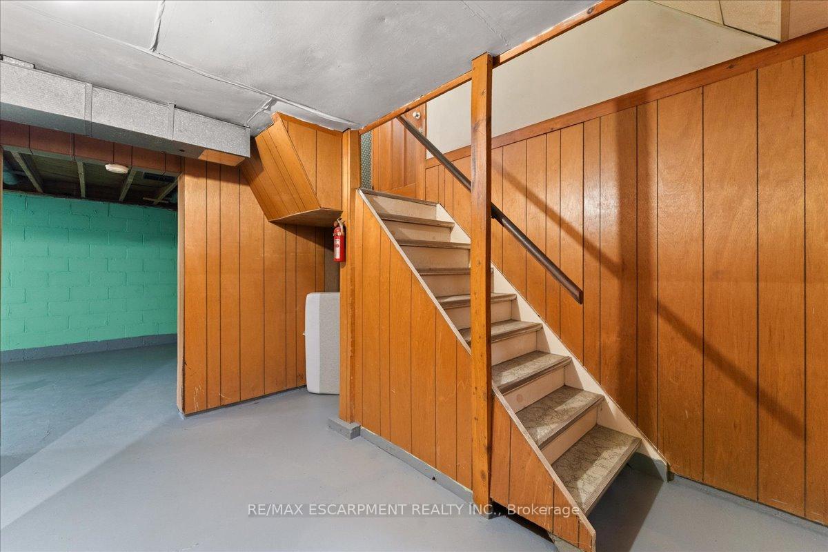 Photo 26 of 507 Upper Paradise Road, Hamilton, Gilbert — HOMEH