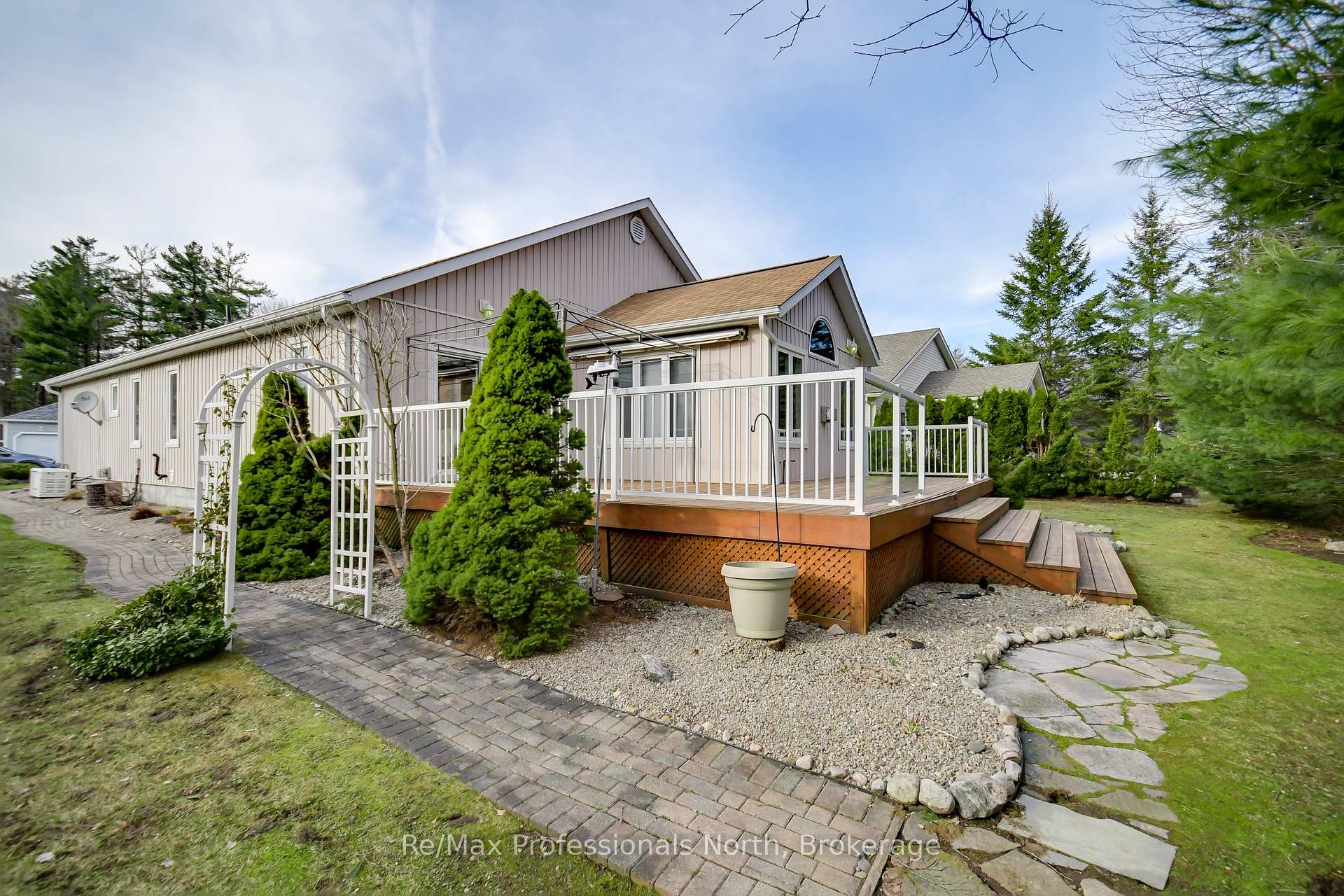 Photo 31 of 7 Twigs End, Gravenhurst, Muskoka (S) — HOMEH
