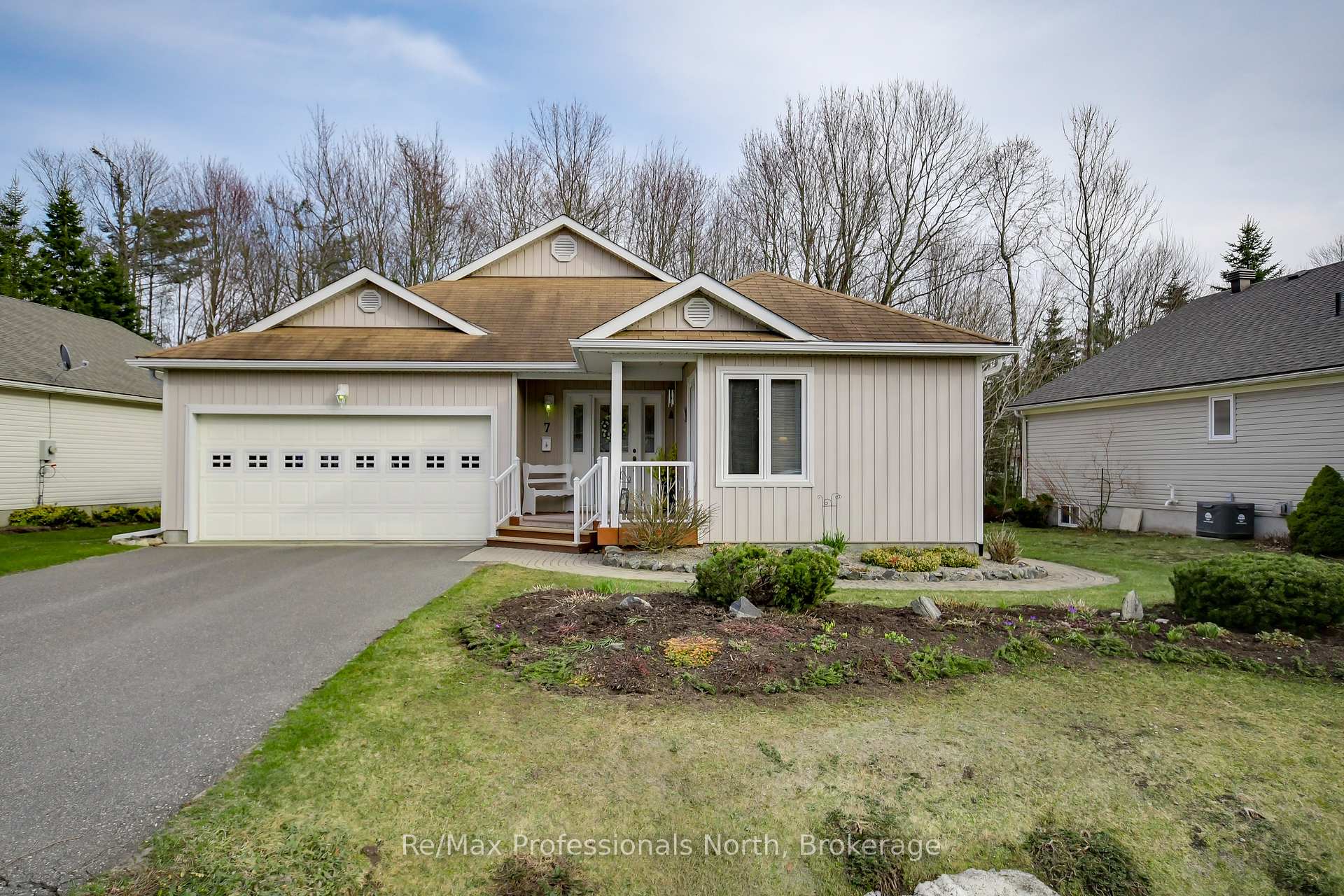 Photo 39 of 7 Twigs End, Gravenhurst, Muskoka (S) — HOMEH