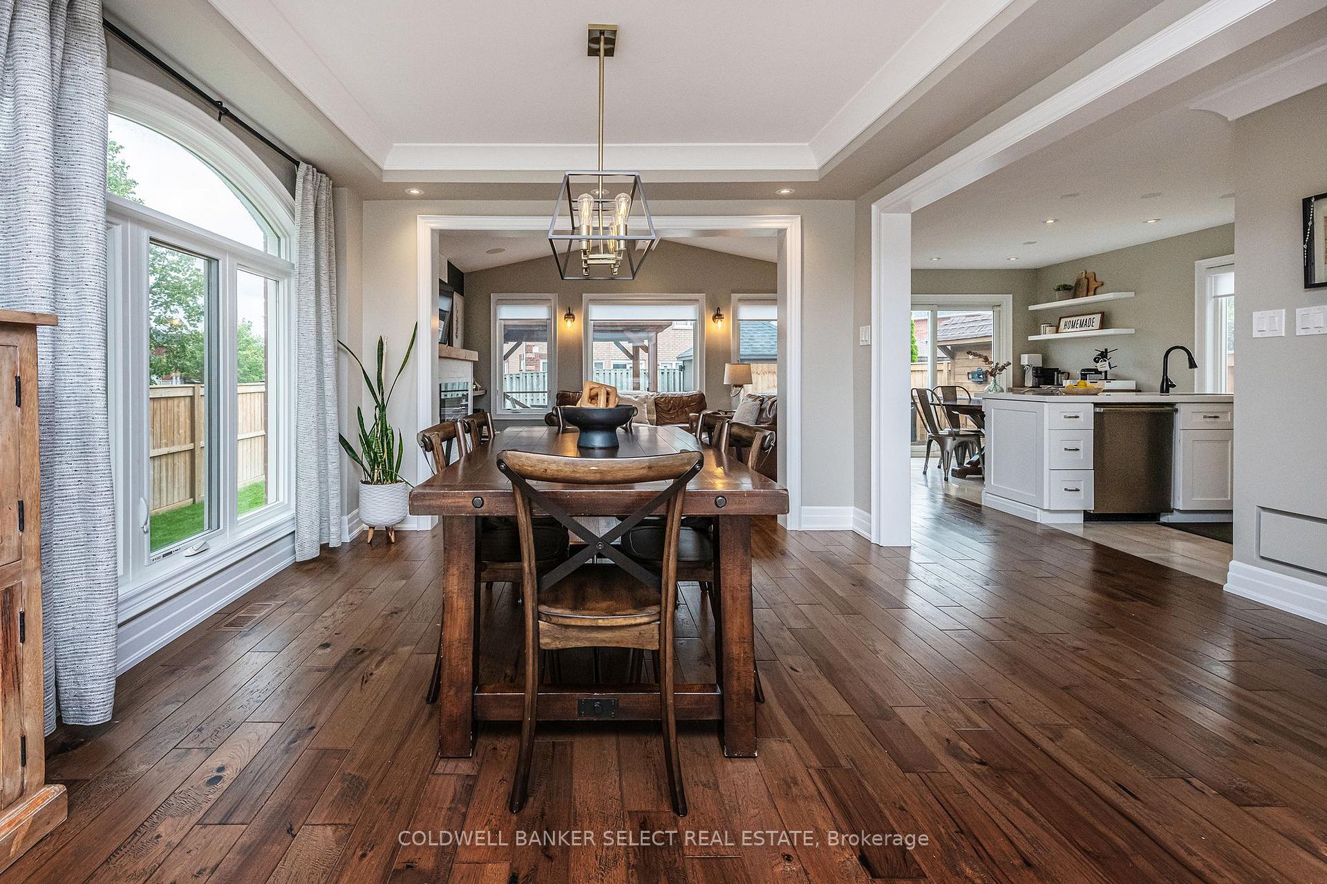 Photo 15 of 2 Boltonview Crescent, Caledon, Bolton West — HOMEH