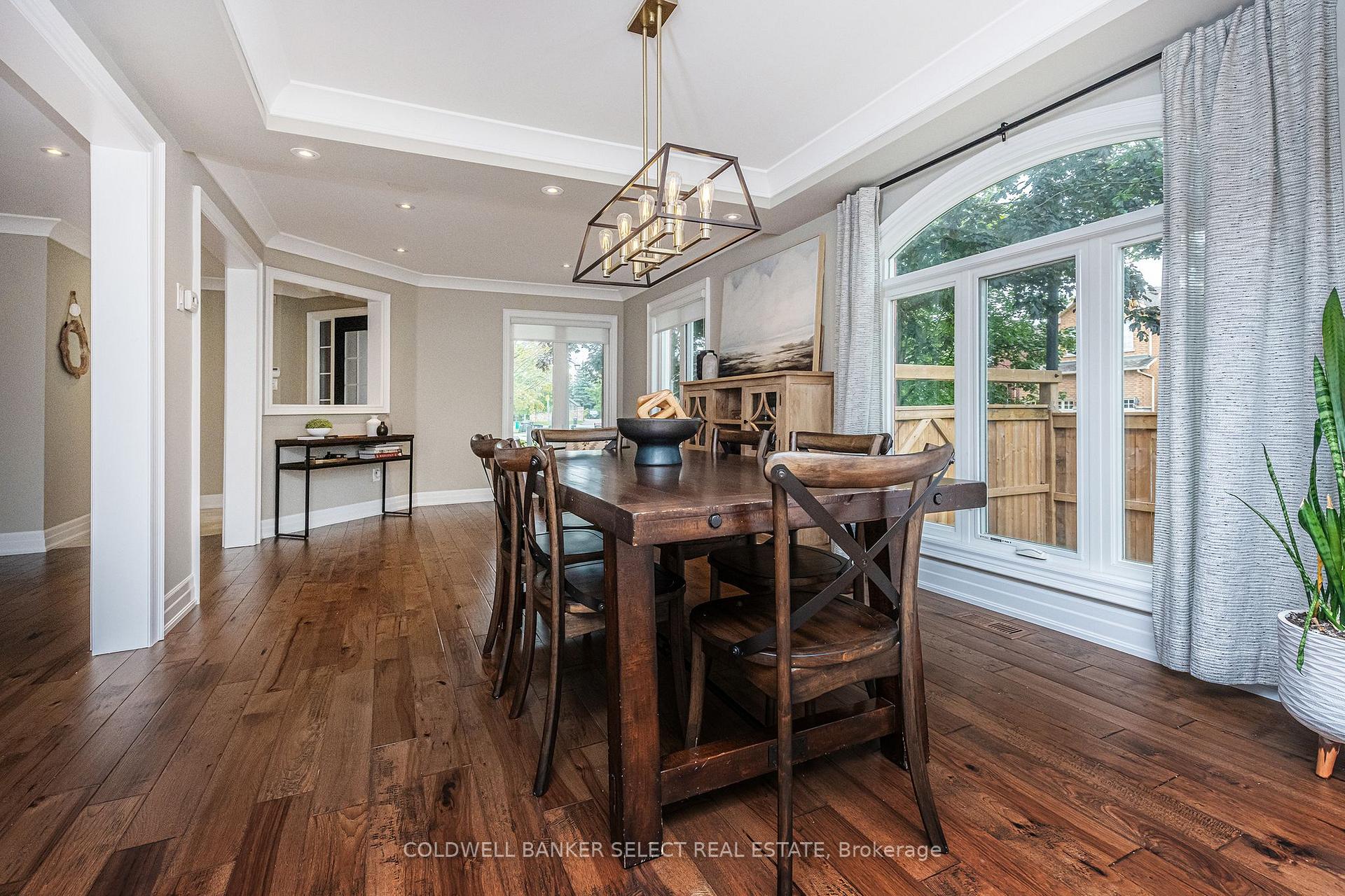 Photo 16 of 2 Boltonview Crescent, Caledon, Bolton West — HOMEH