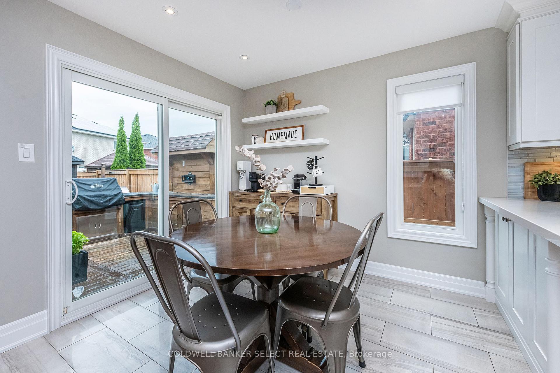 Photo 24 of 2 Boltonview Crescent, Caledon, Bolton West — HOMEH