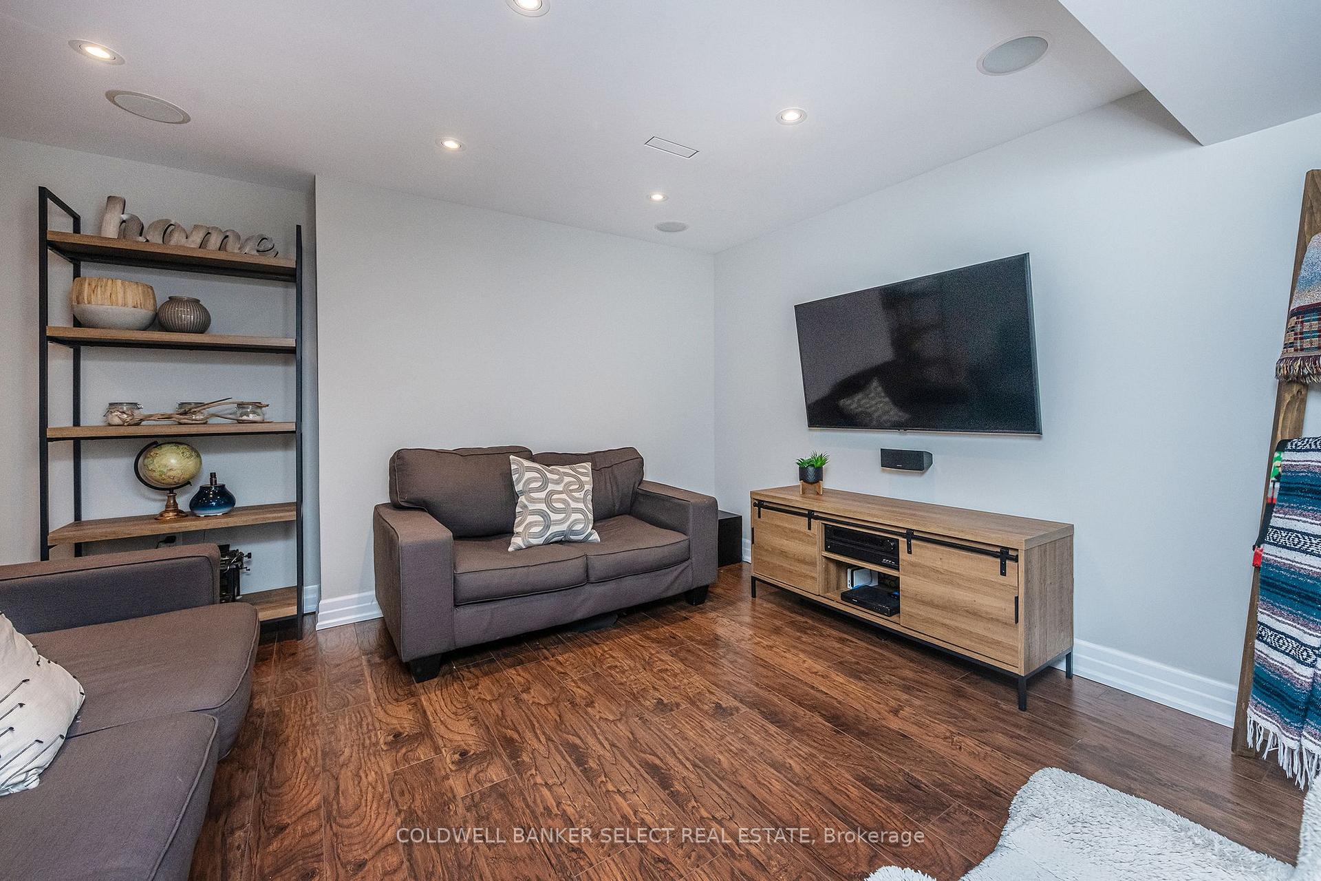 Photo 40 of 2 Boltonview Crescent, Caledon, Bolton West — HOMEH