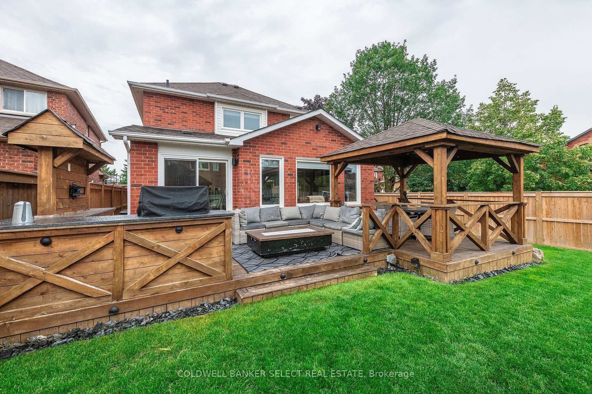 Photo 46 of 2 Boltonview Crescent, Caledon, Bolton West — HOMEH