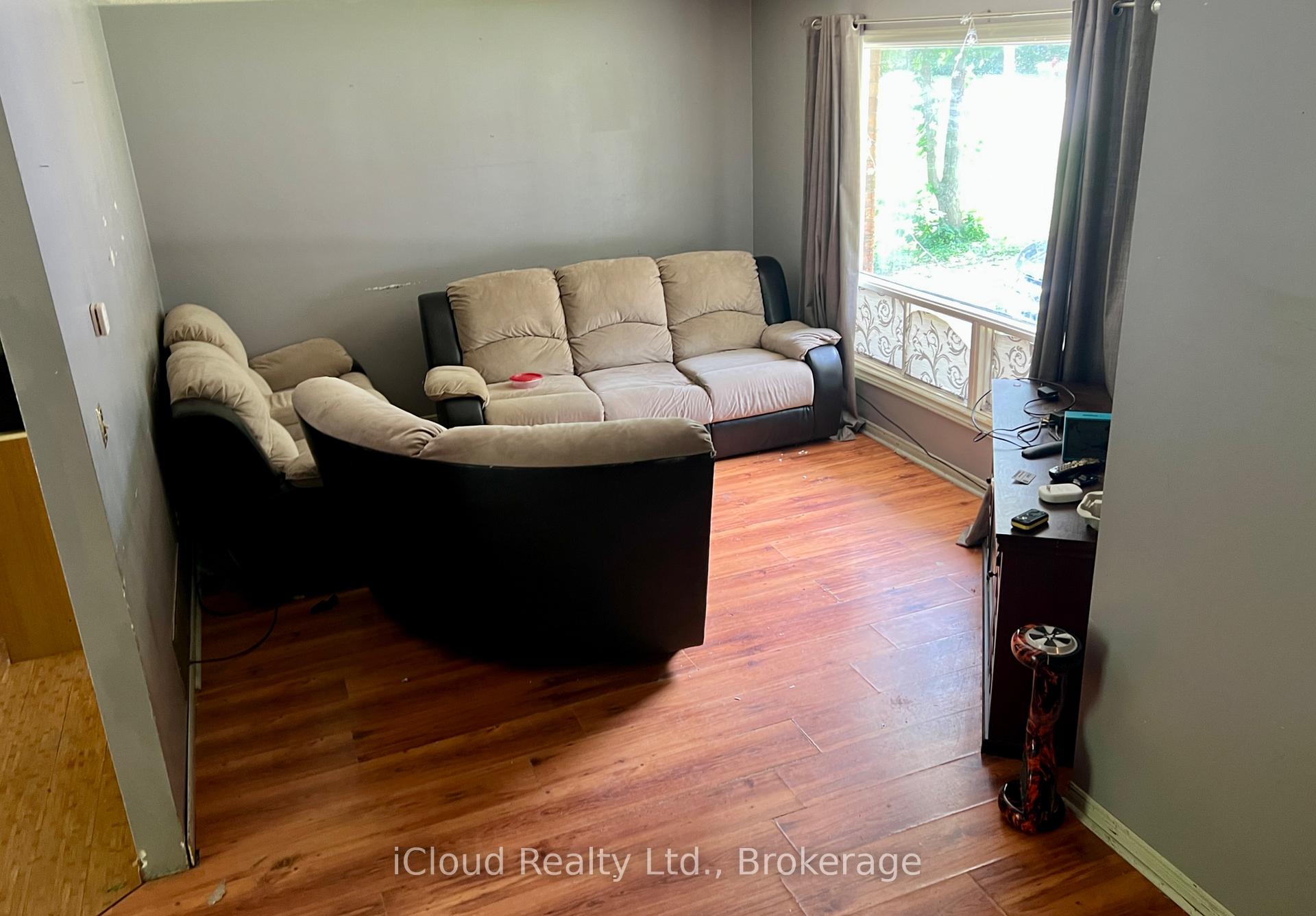 Photo 4 of 19 Centre Street, Grey Highlands — HOMEH