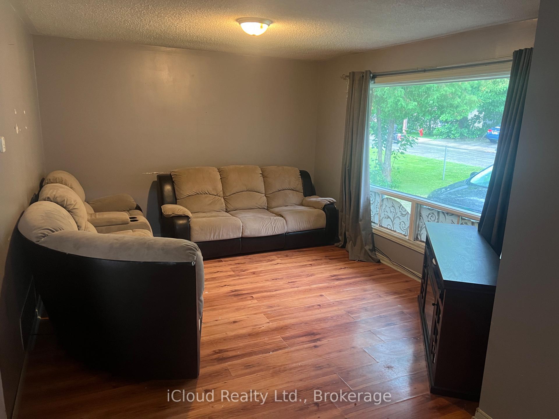 Photo 10 of 19 Centre Street, Grey Highlands — HOMEH