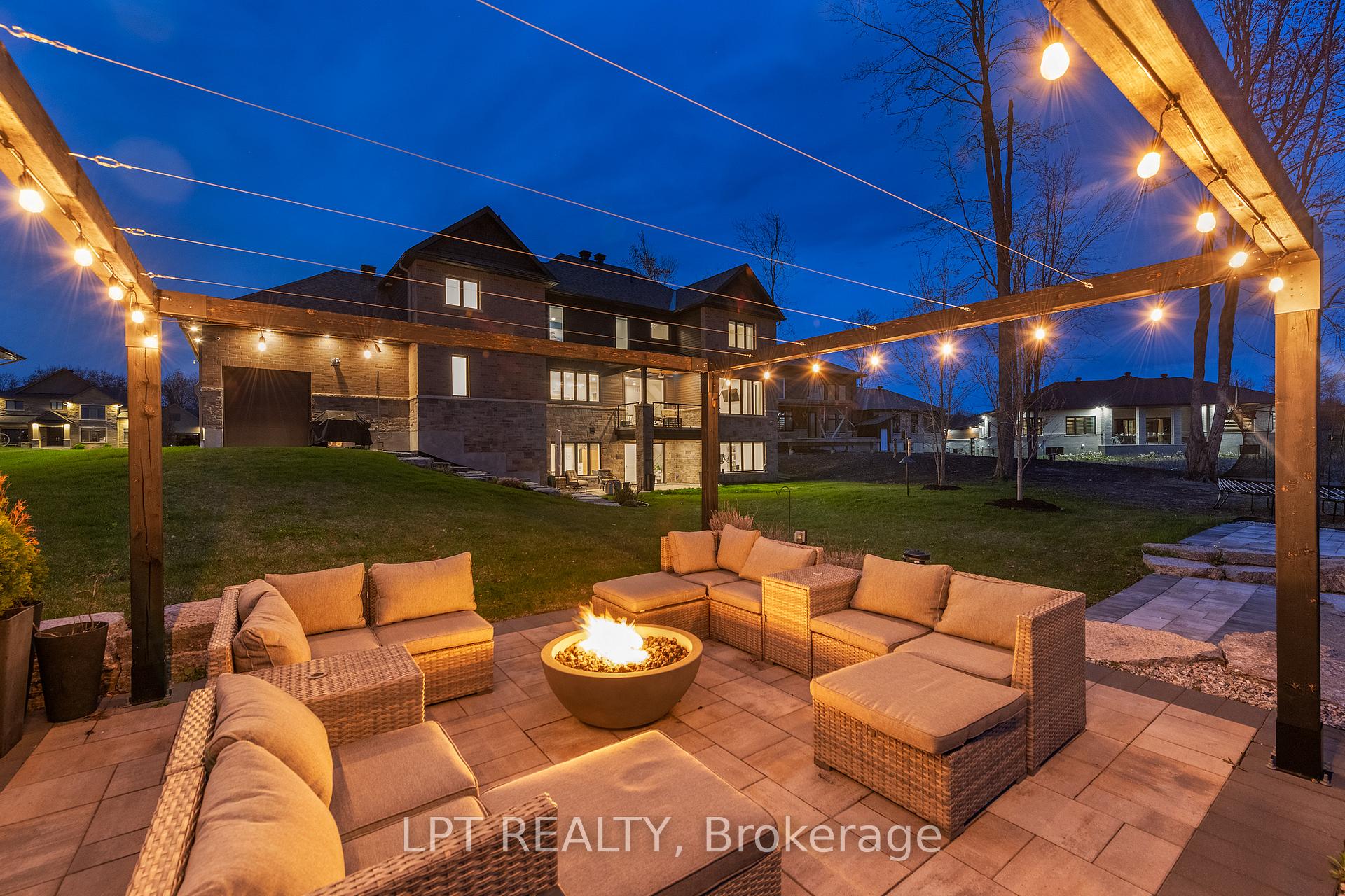 Photo 4 of 438 Shoreway Drive, Ottawa, Greely — HOMEH