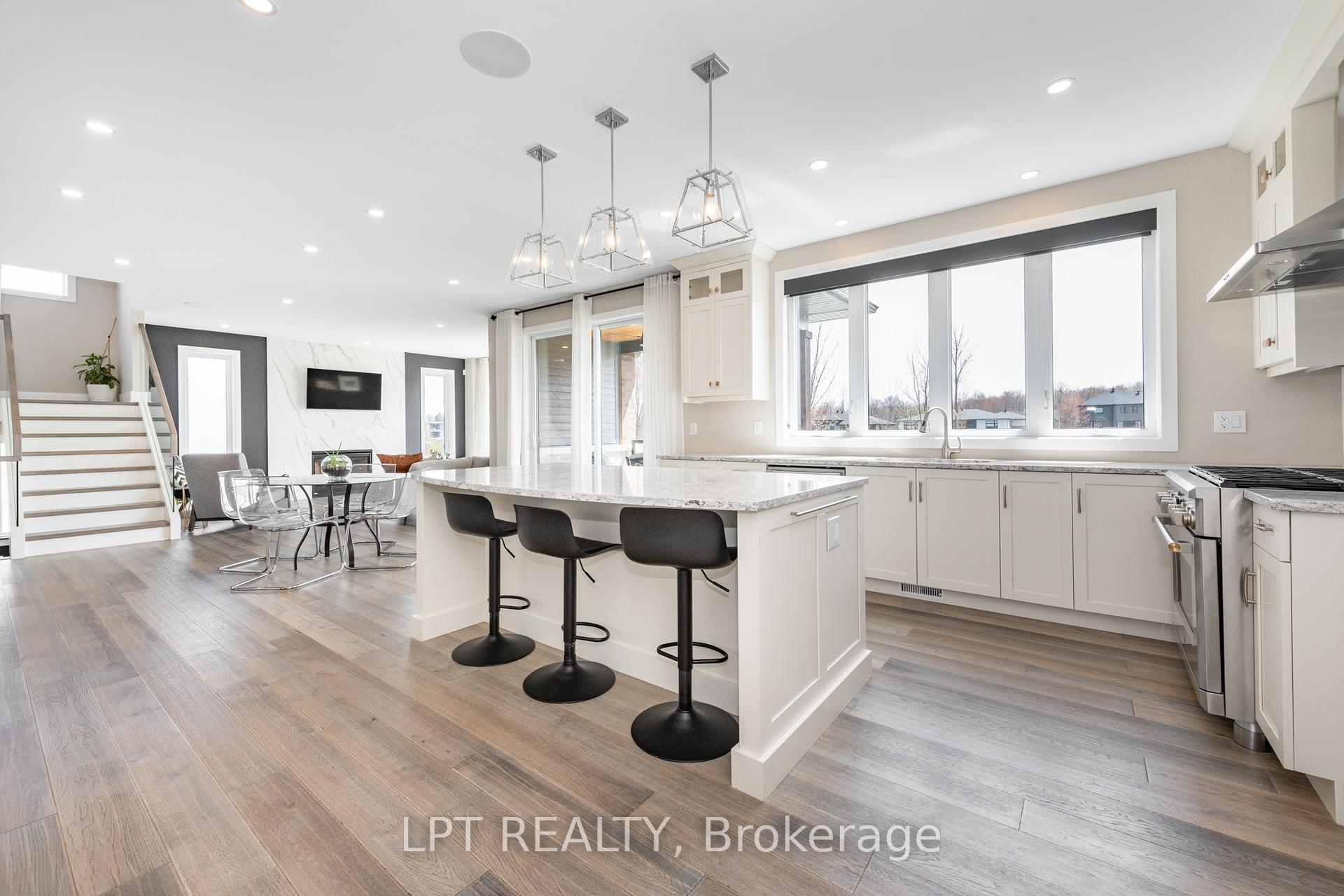 Photo 17 of 438 Shoreway Drive, Ottawa, Greely — HOMEH