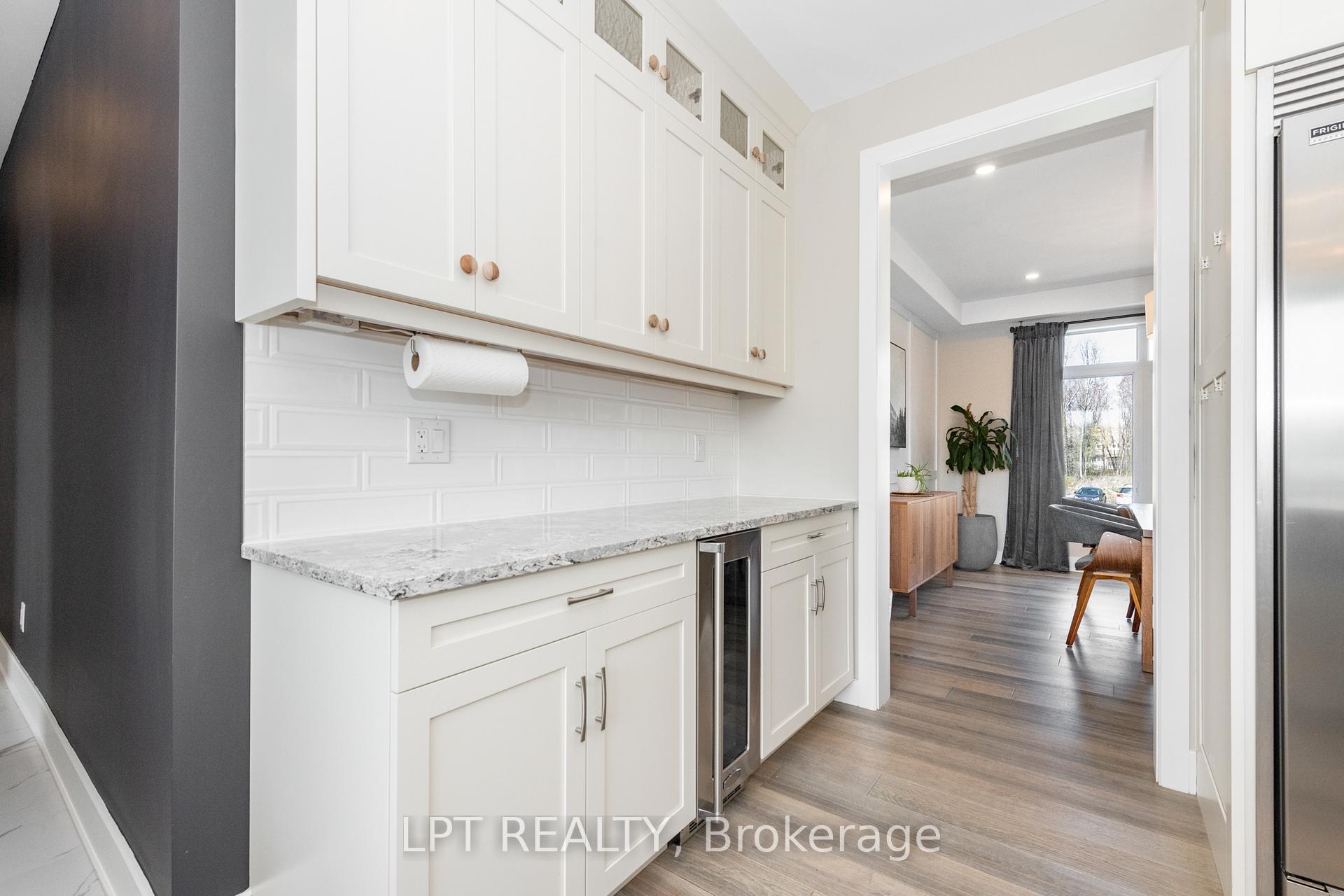 Photo 18 of 438 Shoreway Drive, Ottawa, Greely — HOMEH