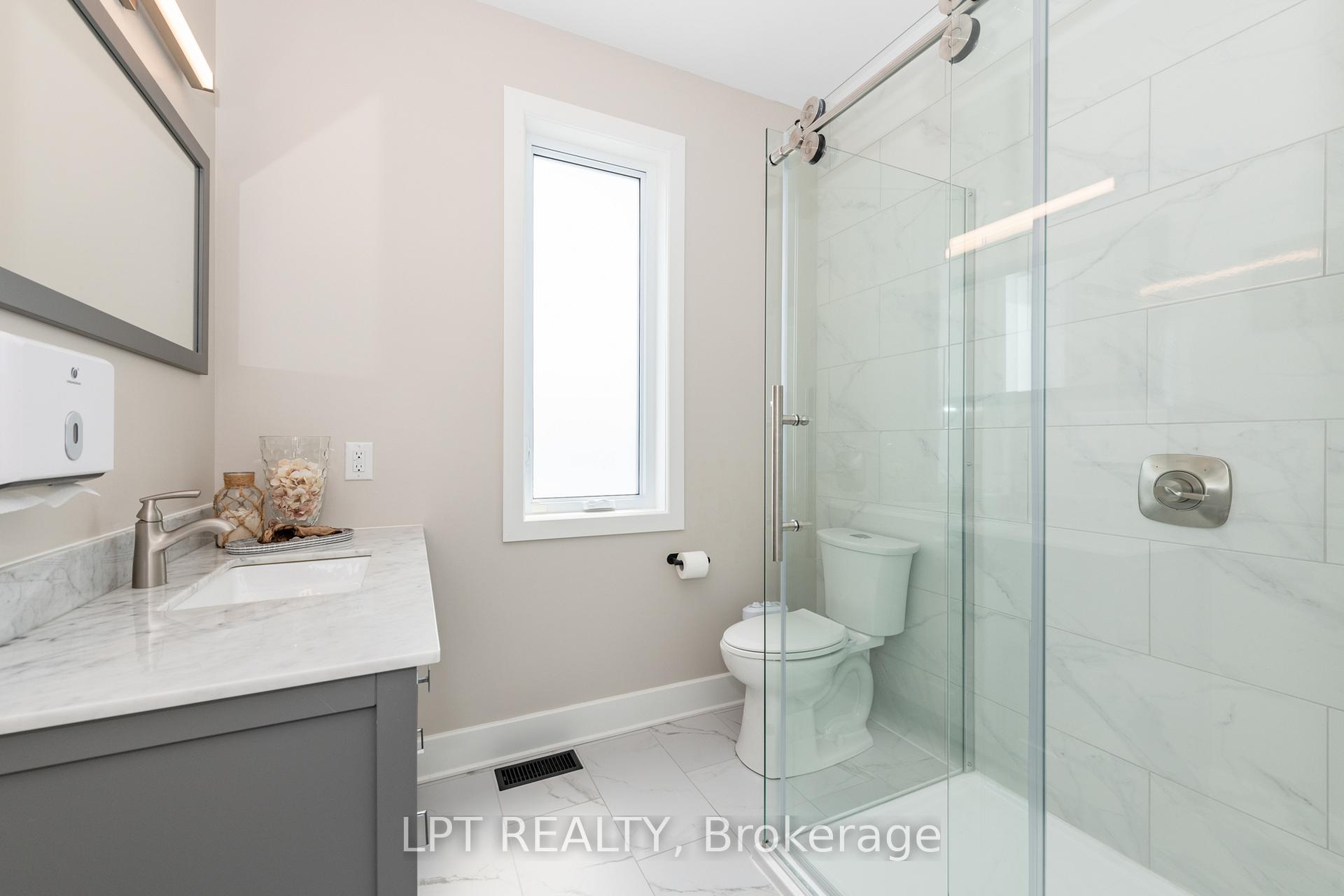 Photo 20 of 438 Shoreway Drive, Ottawa, Greely — HOMEH
