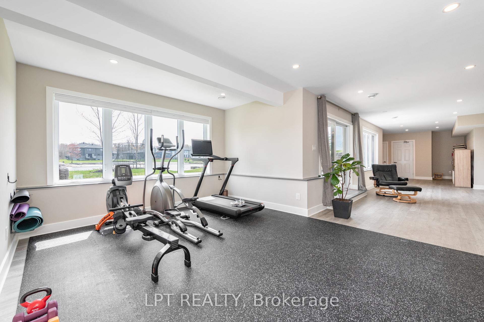 Photo 32 of 438 Shoreway Drive, Ottawa, Greely — HOMEH