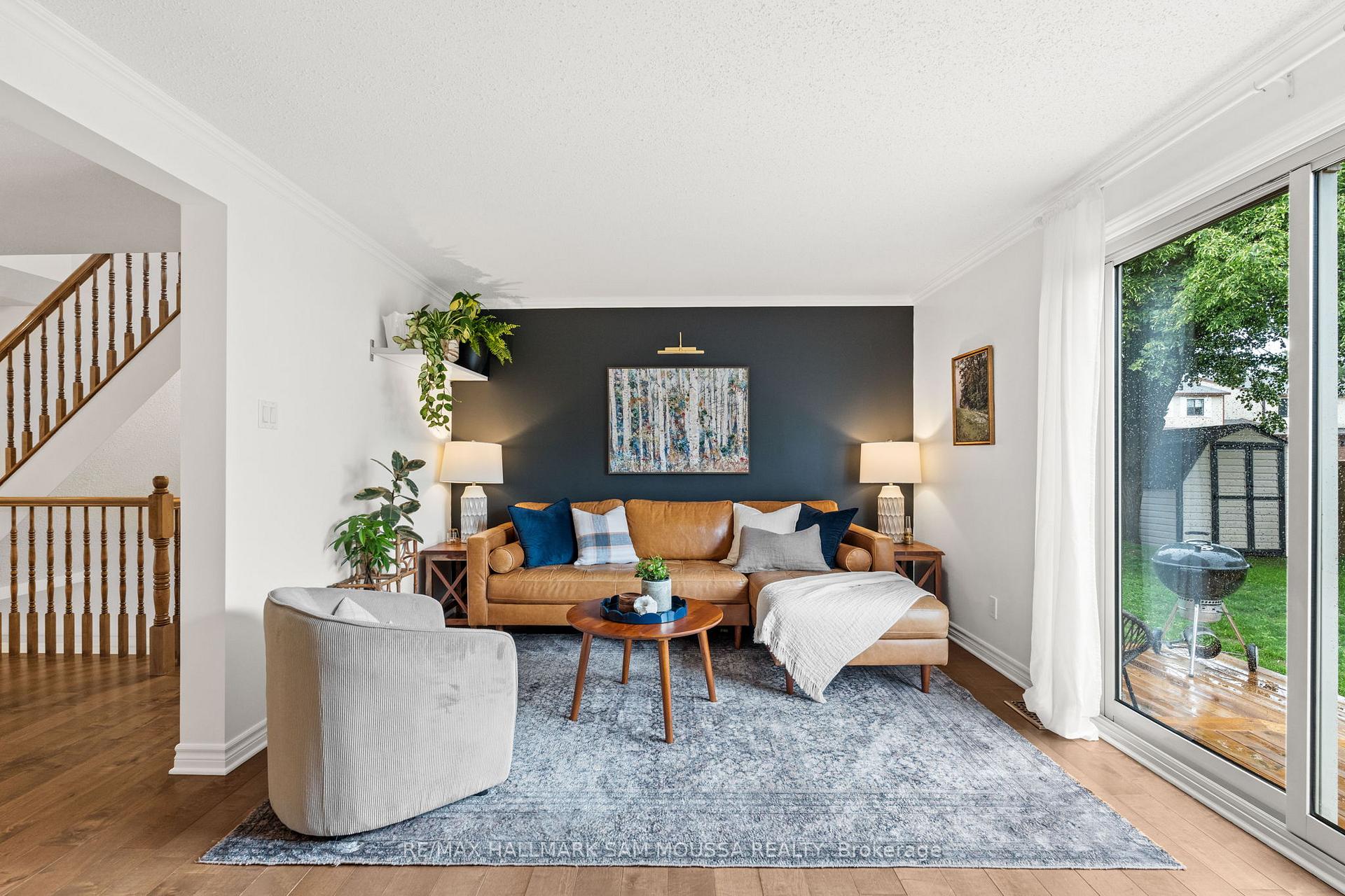 Photo 17 of 19 Berkshire Way, Ottawa, Barrhaven - Pheasant Run — HOMEH