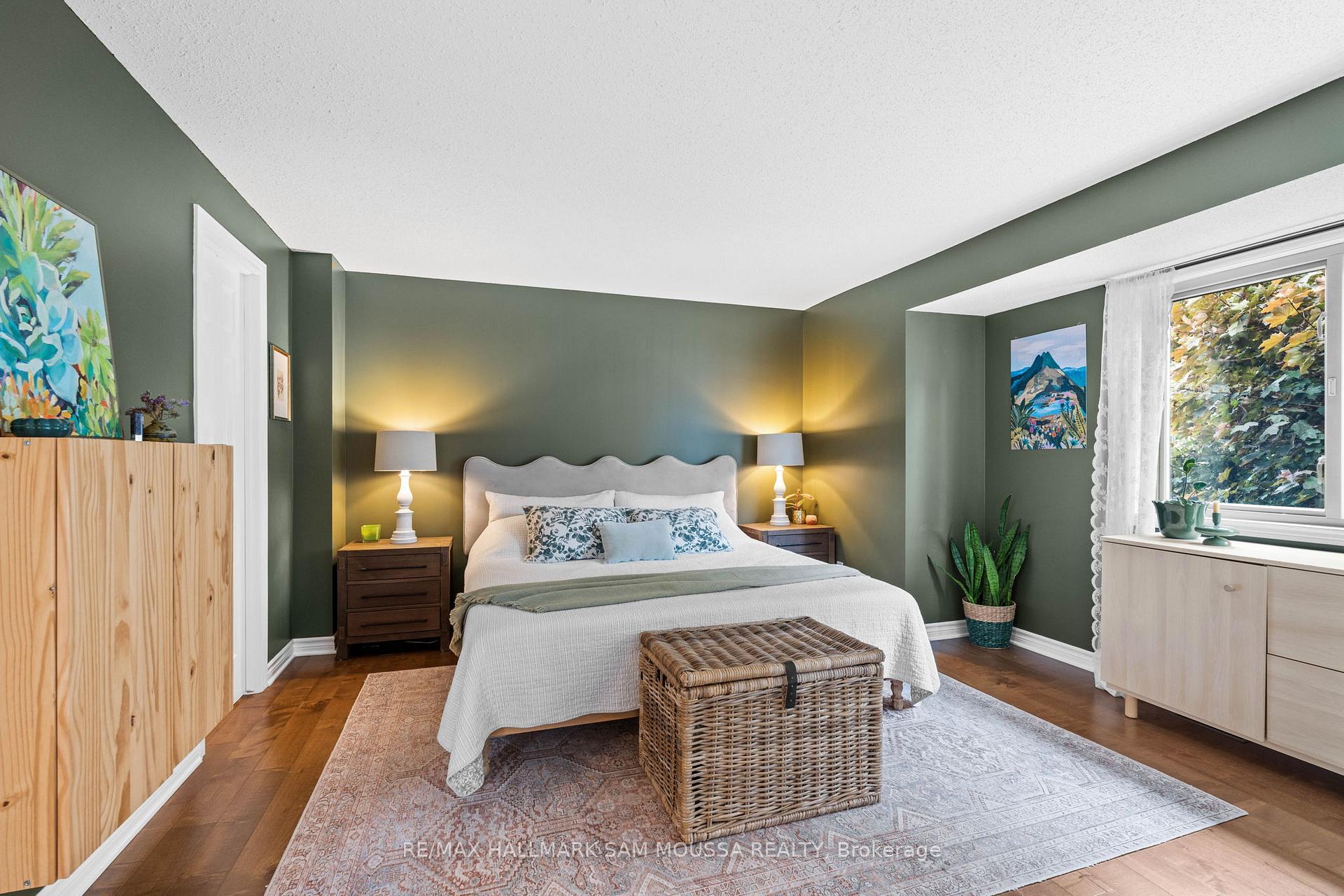 Photo 23 of 19 Berkshire Way, Ottawa, Barrhaven - Pheasant Run — HOMEH