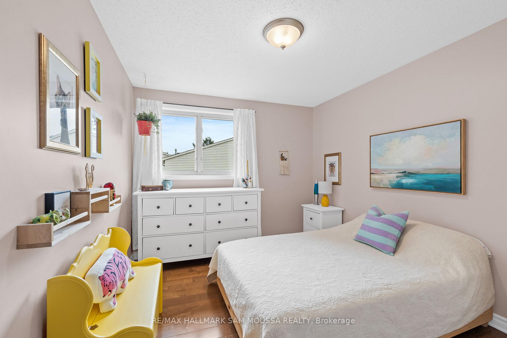 Photo 28 of 19 Berkshire Way, Ottawa, Barrhaven - Pheasant Run — HOMEH