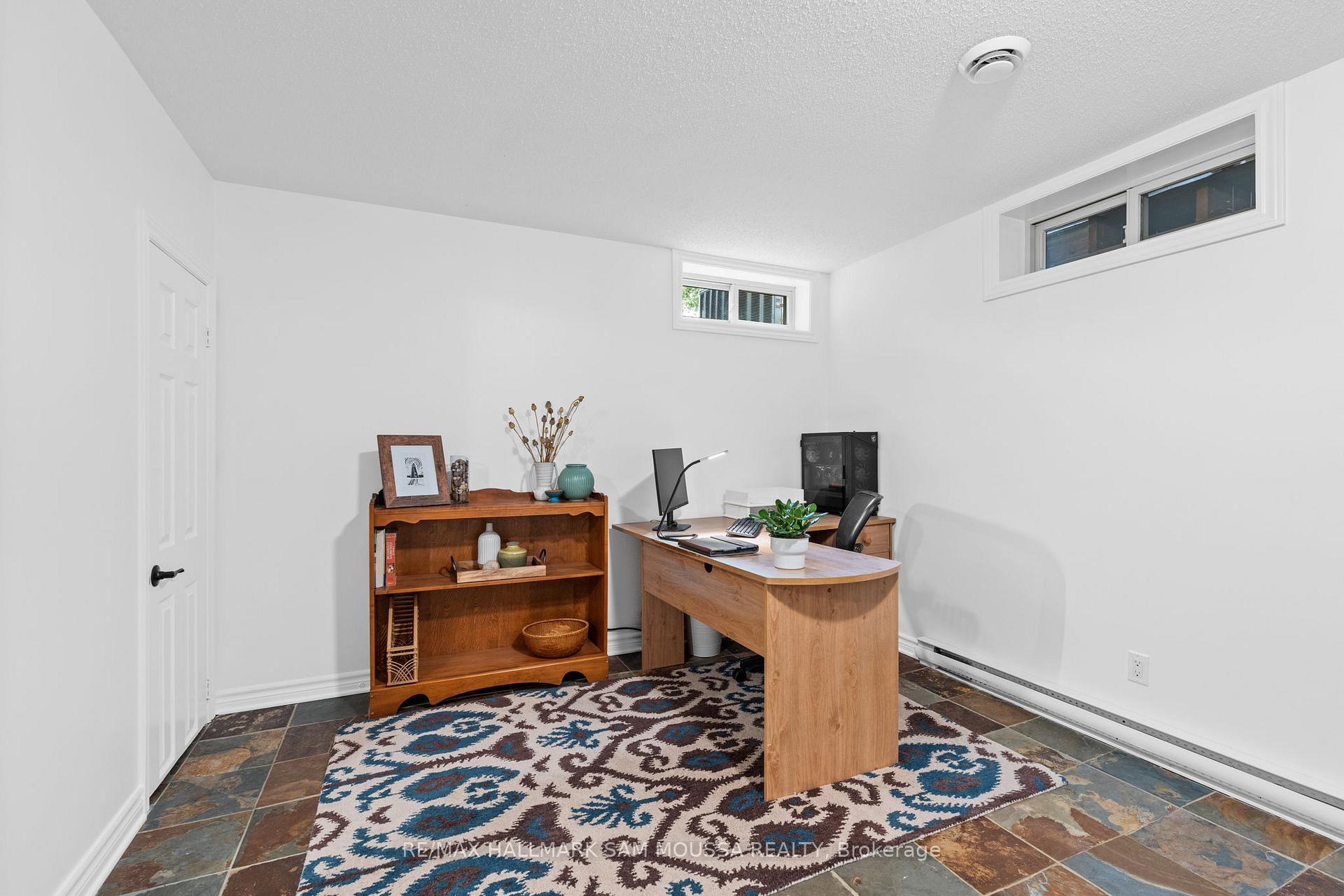 Photo 35 of 19 Berkshire Way, Ottawa, Barrhaven - Pheasant Run — HOMEH