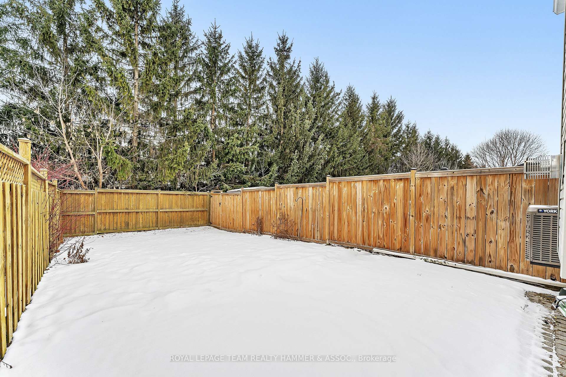 Photo 27 of 558 Wild Shore Crescent, Ottawa, Riverside South/Gloucester Glen — HOMEH