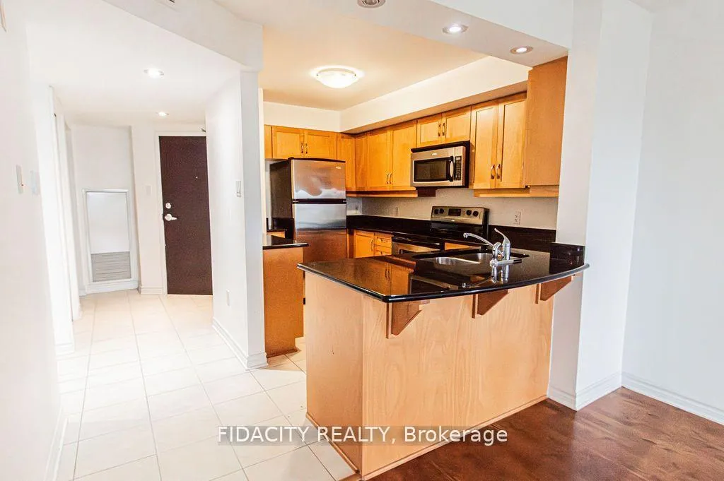 Photo 7 of Unit 511, 314 Central Park Drive, Ottawa, Central Park — HOMEH