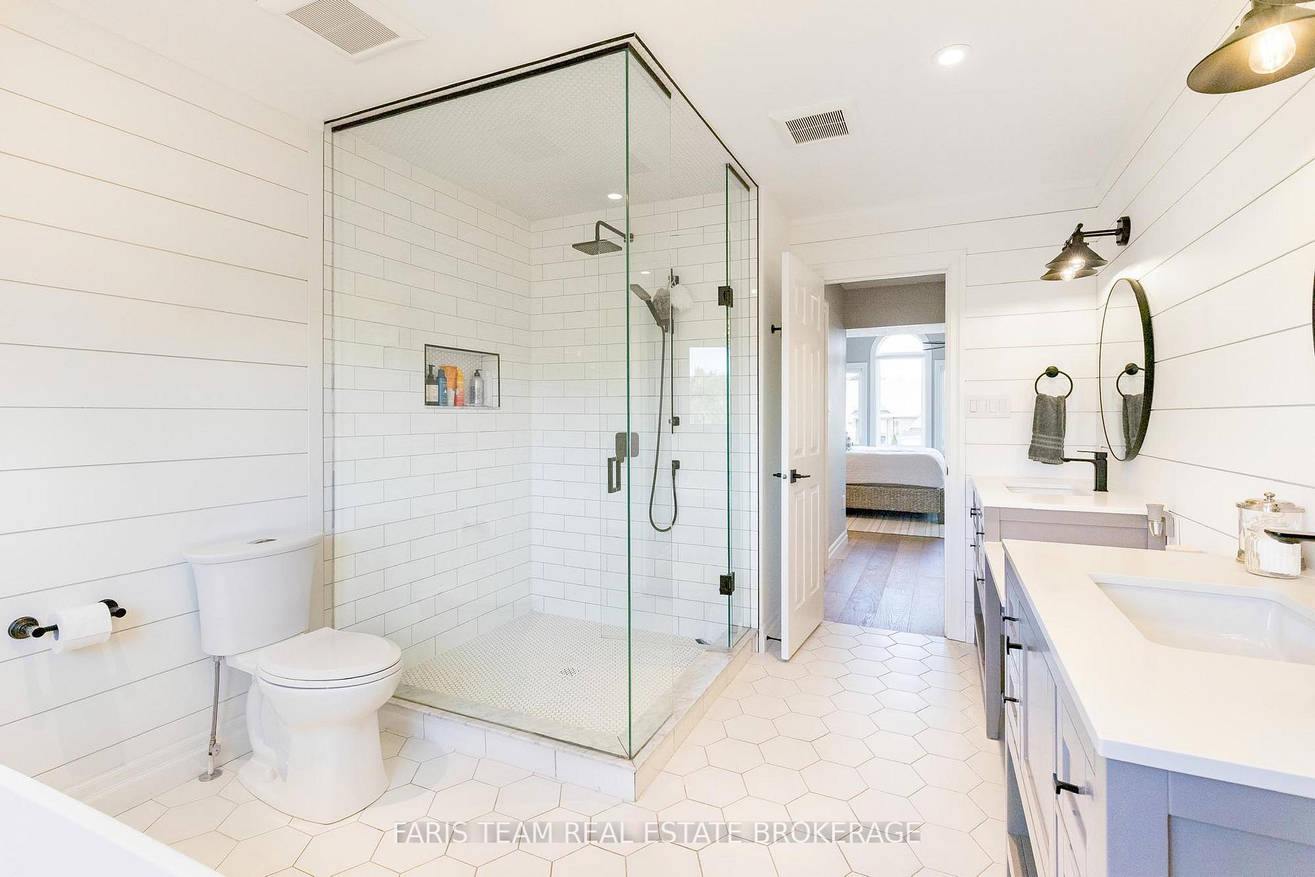 Photo 2 of 50 Birkhall Place, Barrie, Innis-Shore — HOMEH