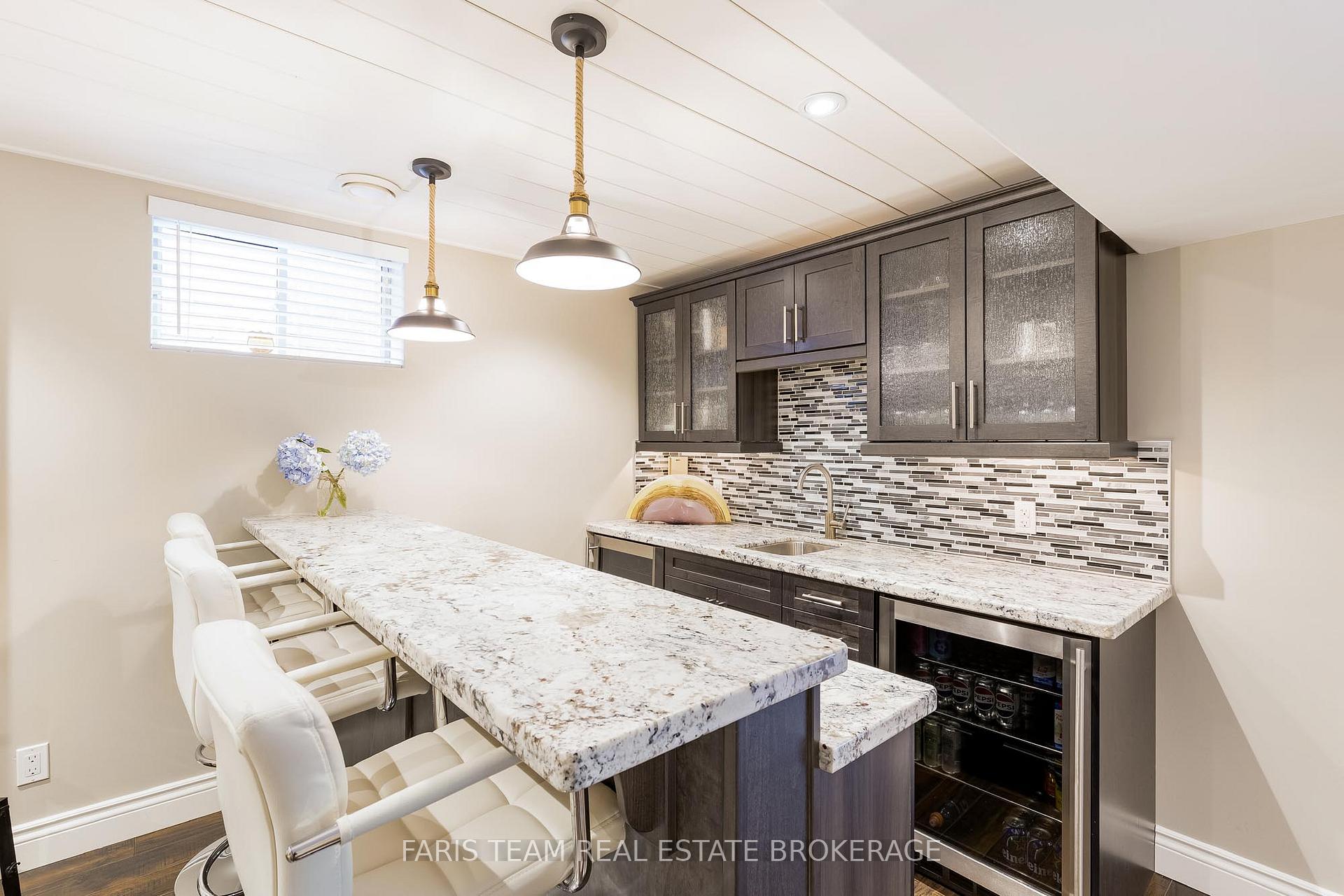 Photo 7 of 50 Birkhall Place, Barrie, Innis-Shore — HOMEH