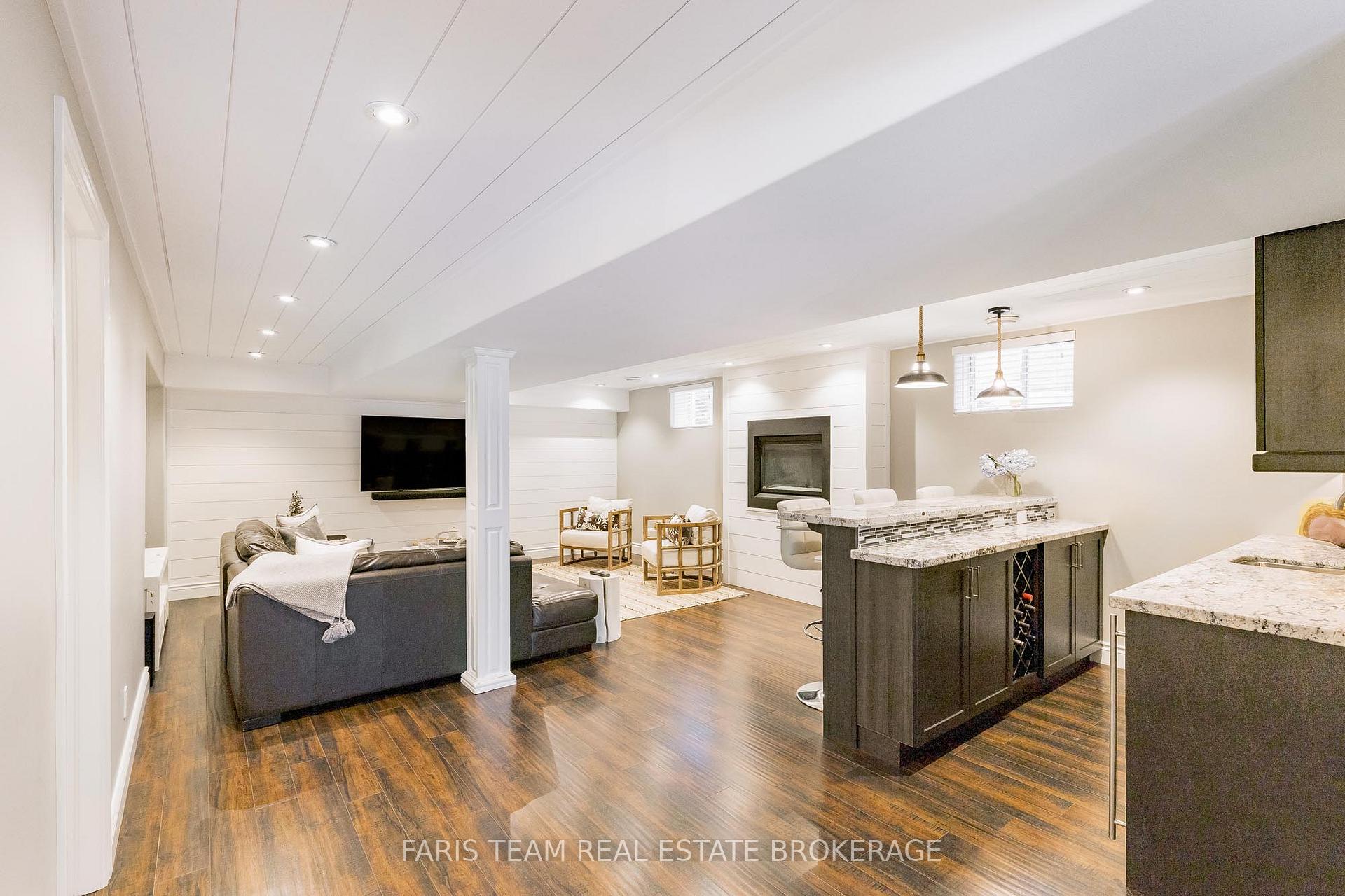 Photo 8 of 50 Birkhall Place, Barrie, Innis-Shore — HOMEH