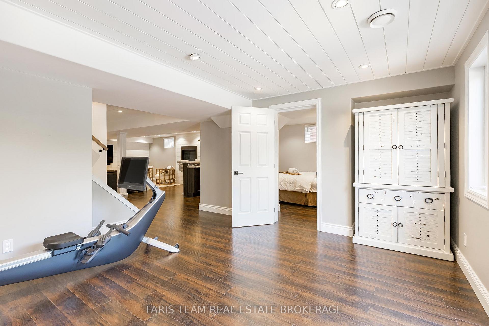 Photo 11 of 50 Birkhall Place, Barrie, Innis-Shore — HOMEH
