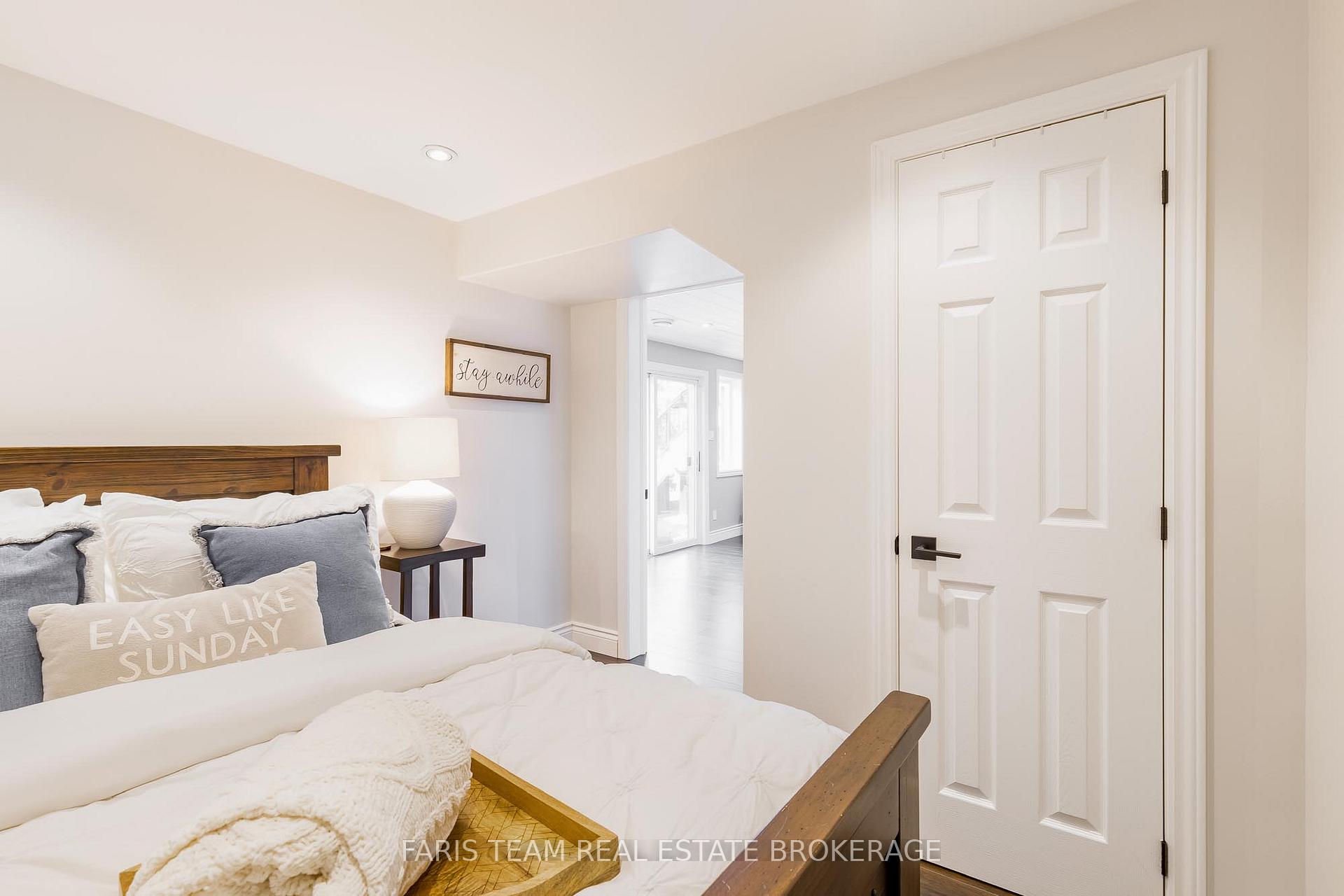 Photo 12 of 50 Birkhall Place, Barrie, Innis-Shore — HOMEH