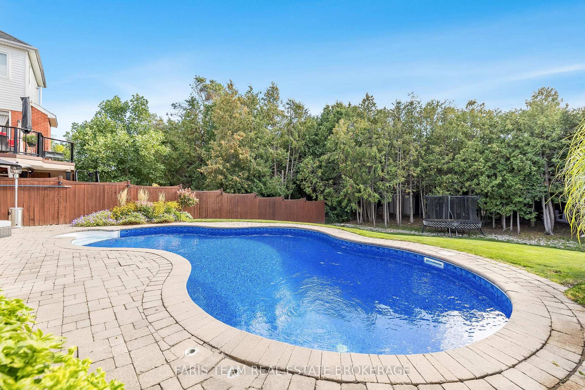 Photo 18 of 50 Birkhall Place, Barrie, Innis-Shore — HOMEH