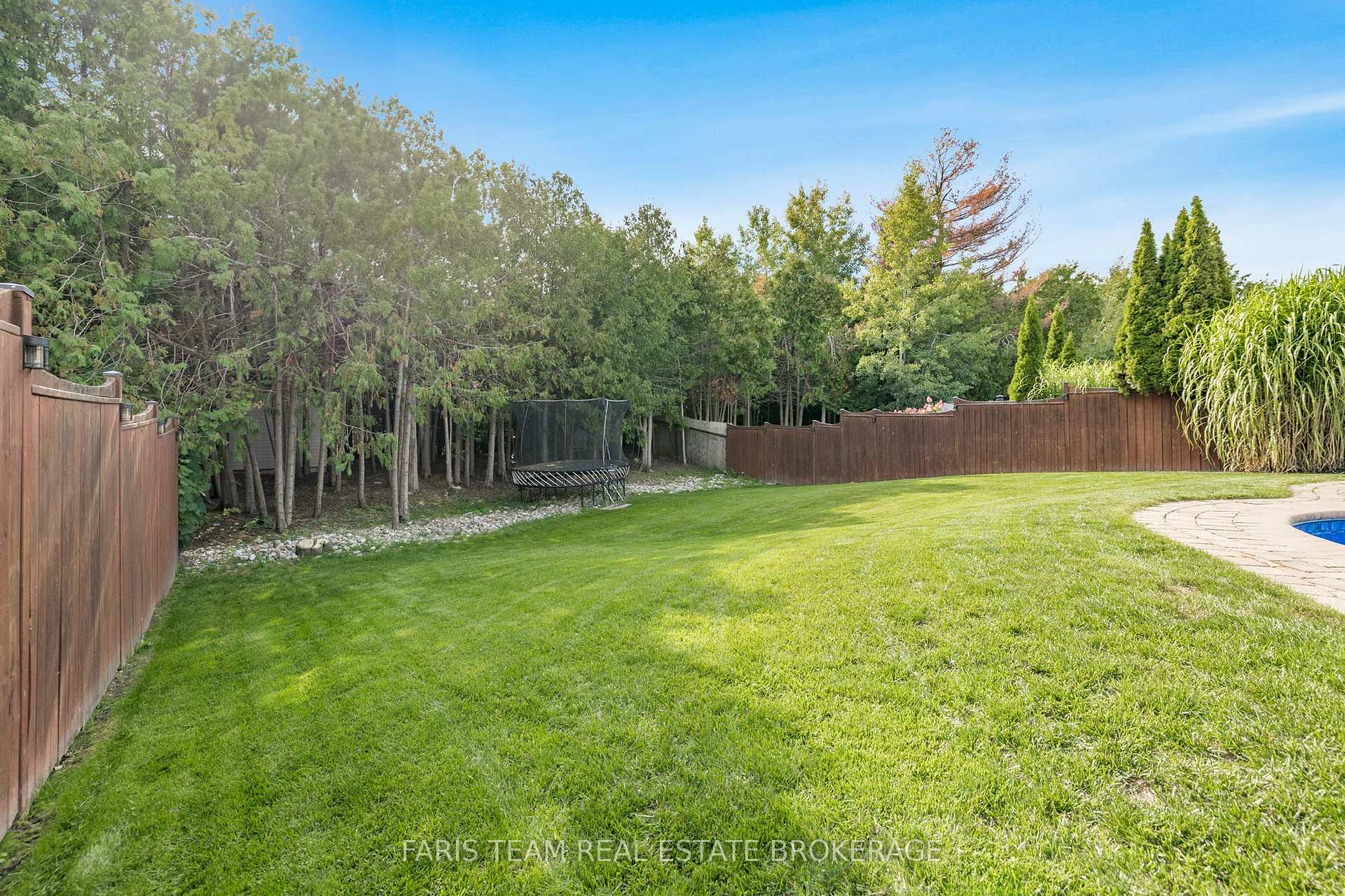 Photo 20 of 50 Birkhall Place, Barrie, Innis-Shore — HOMEH