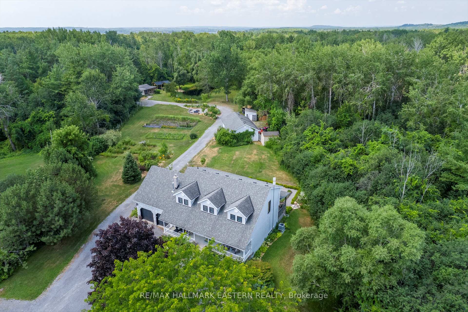 Front of 3072 Stu Black Road