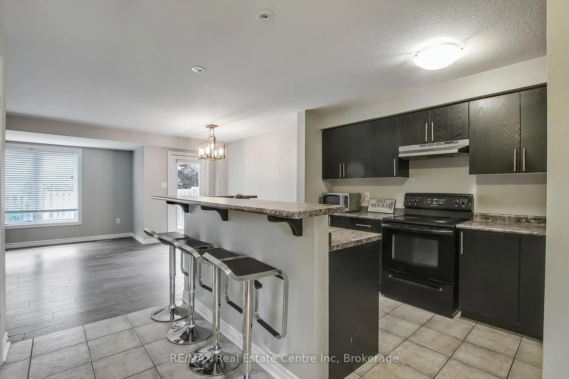Photo 49 of 35 Revell Drive, Guelph, Clairfields/Hanlon Business Park — HOMEH