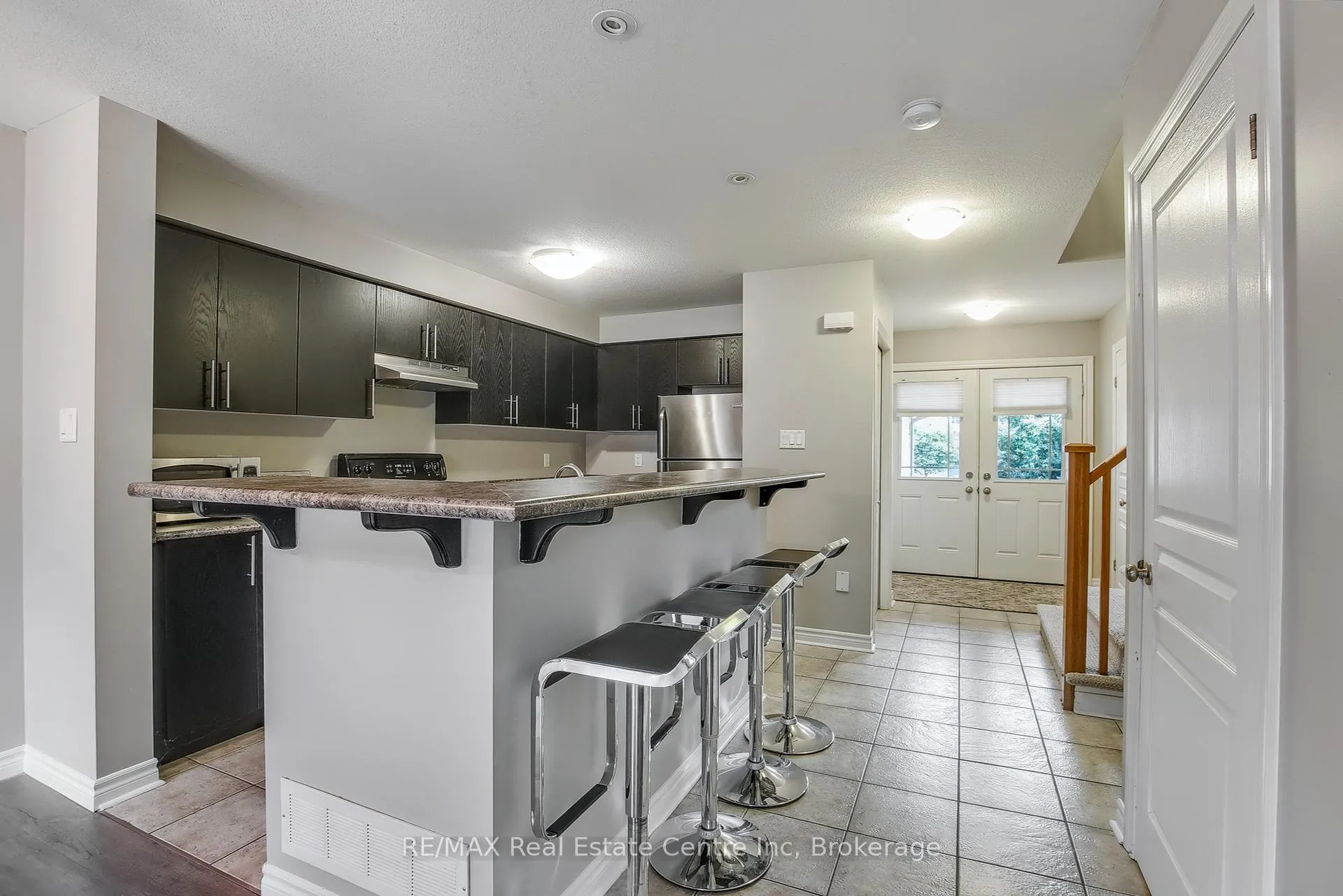 Photo 56 of 35 Revell Drive, Guelph, Clairfields/Hanlon Business Park — HOMEH