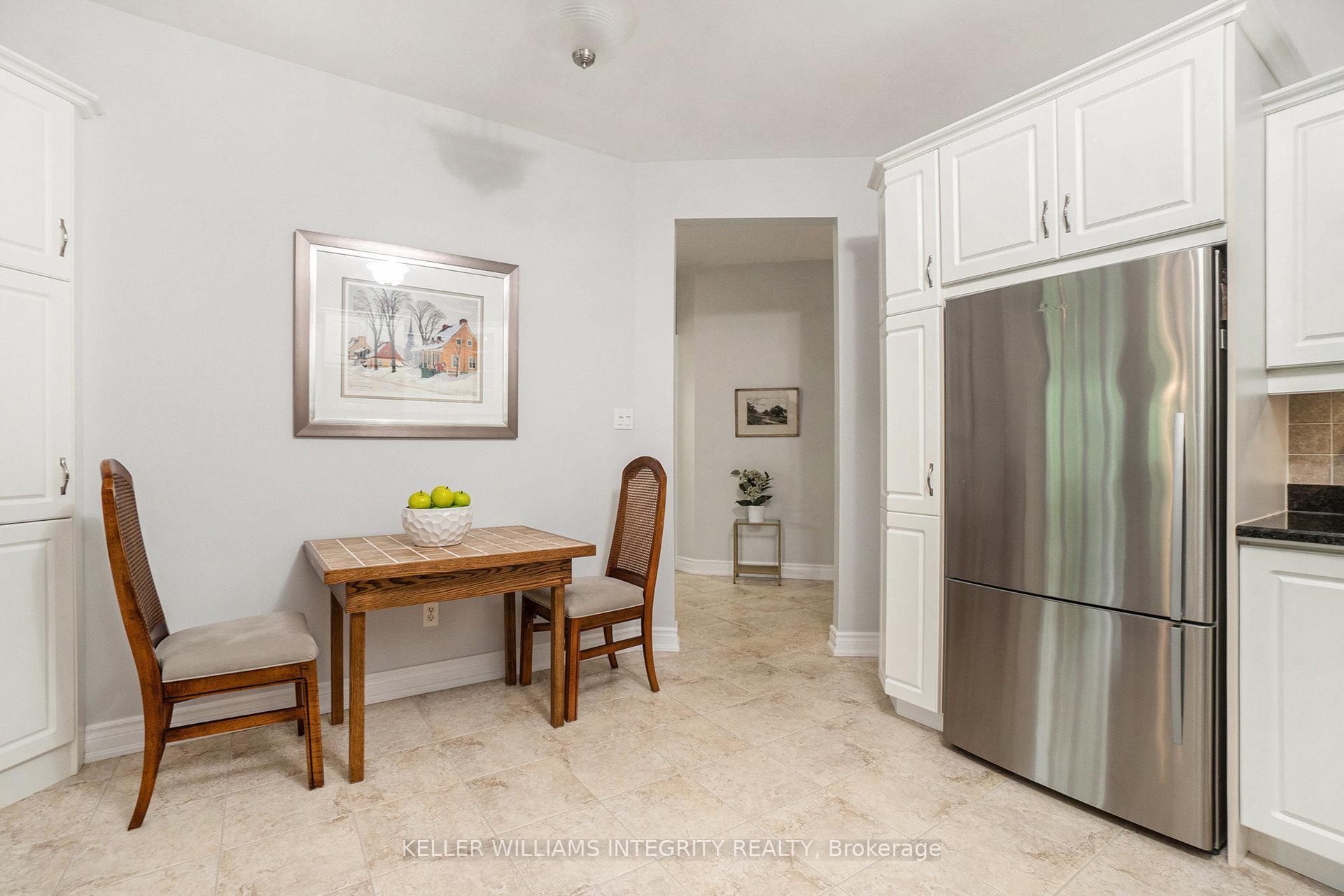 Photo 11 of 118 Heathercrest Private, Ottawa, Barrhaven - Stonebridge — HOMEH